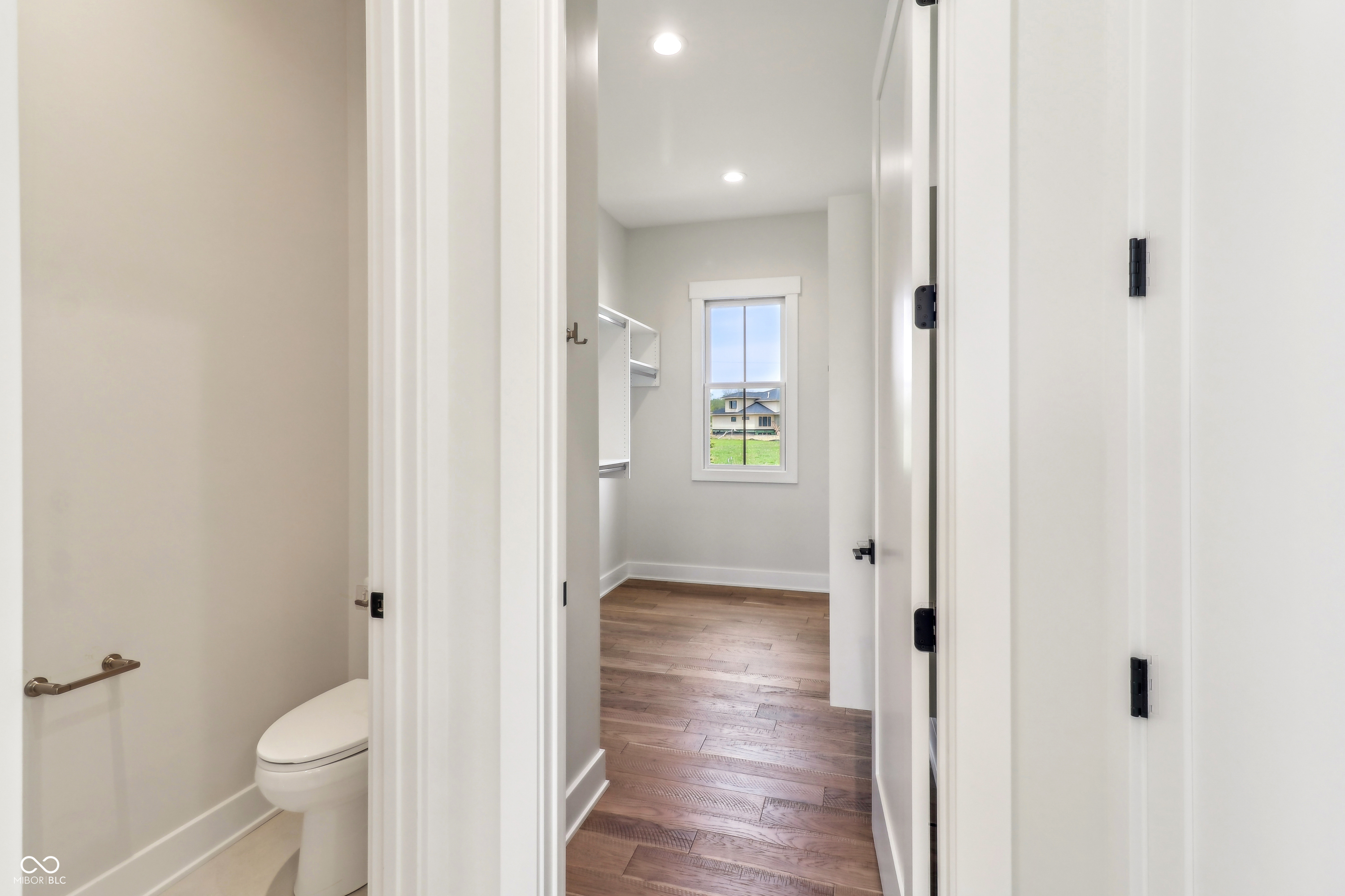 8083 Easton Lane