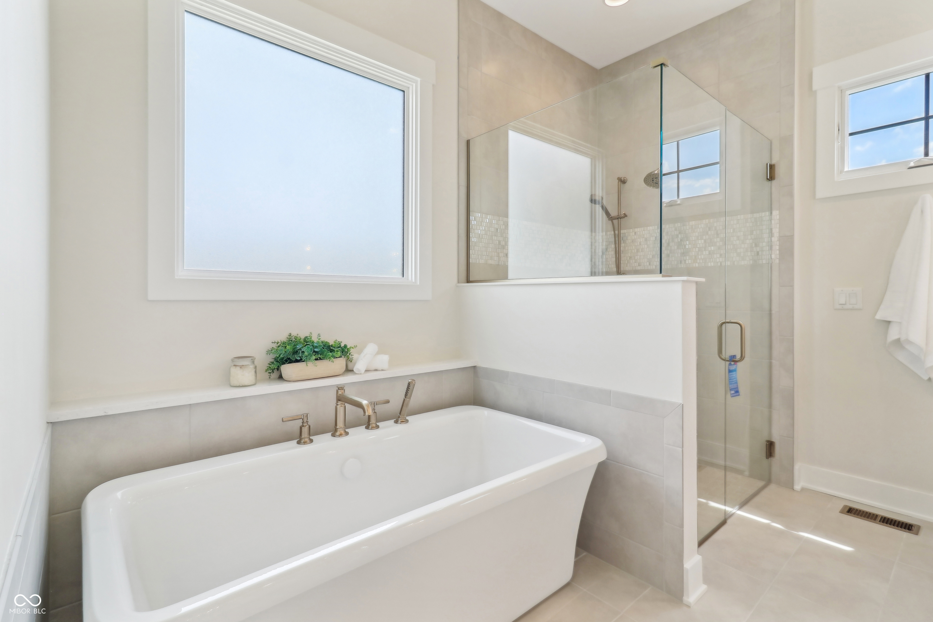 8083 Easton Lane