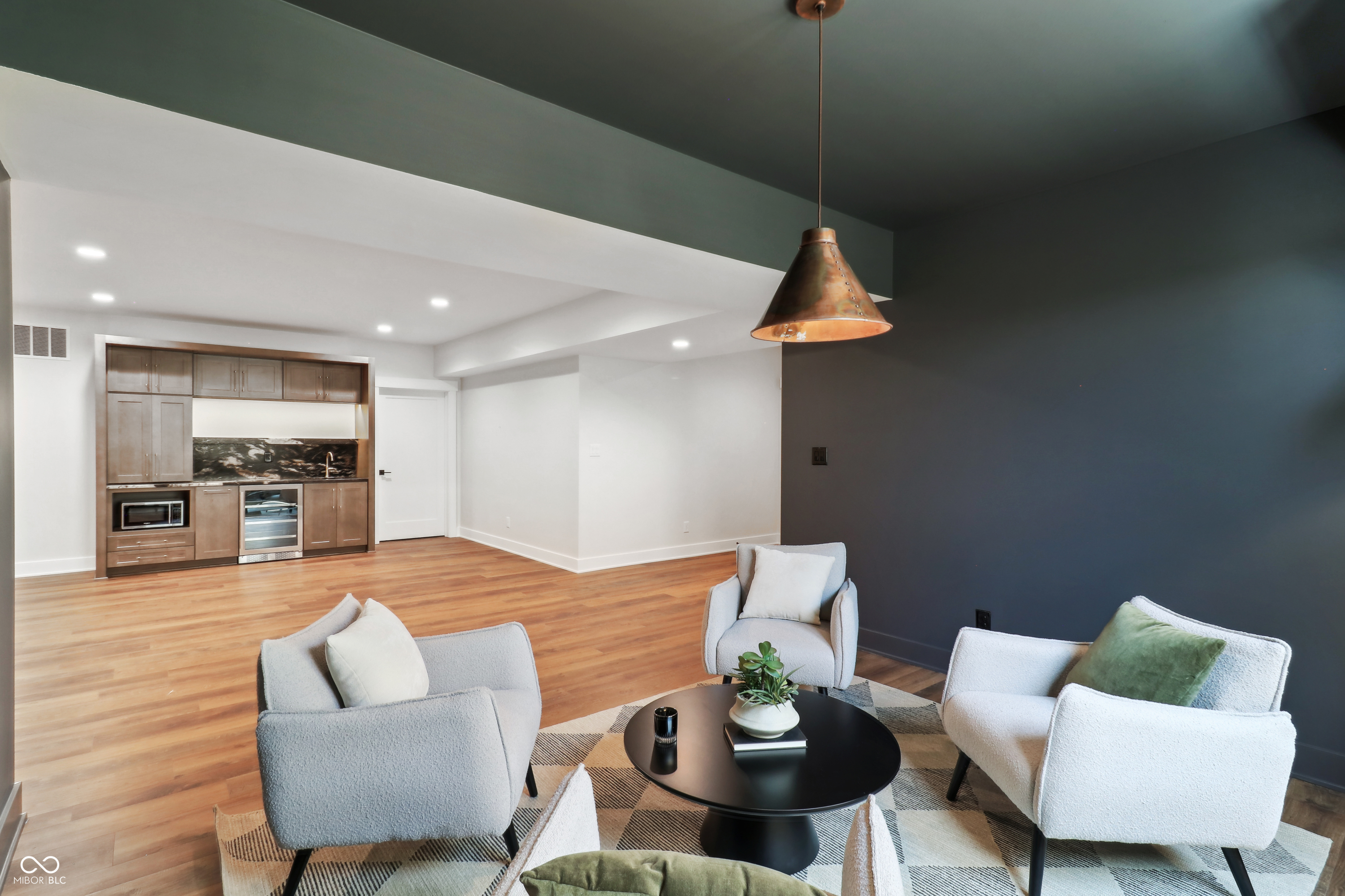 8083 Easton Lane