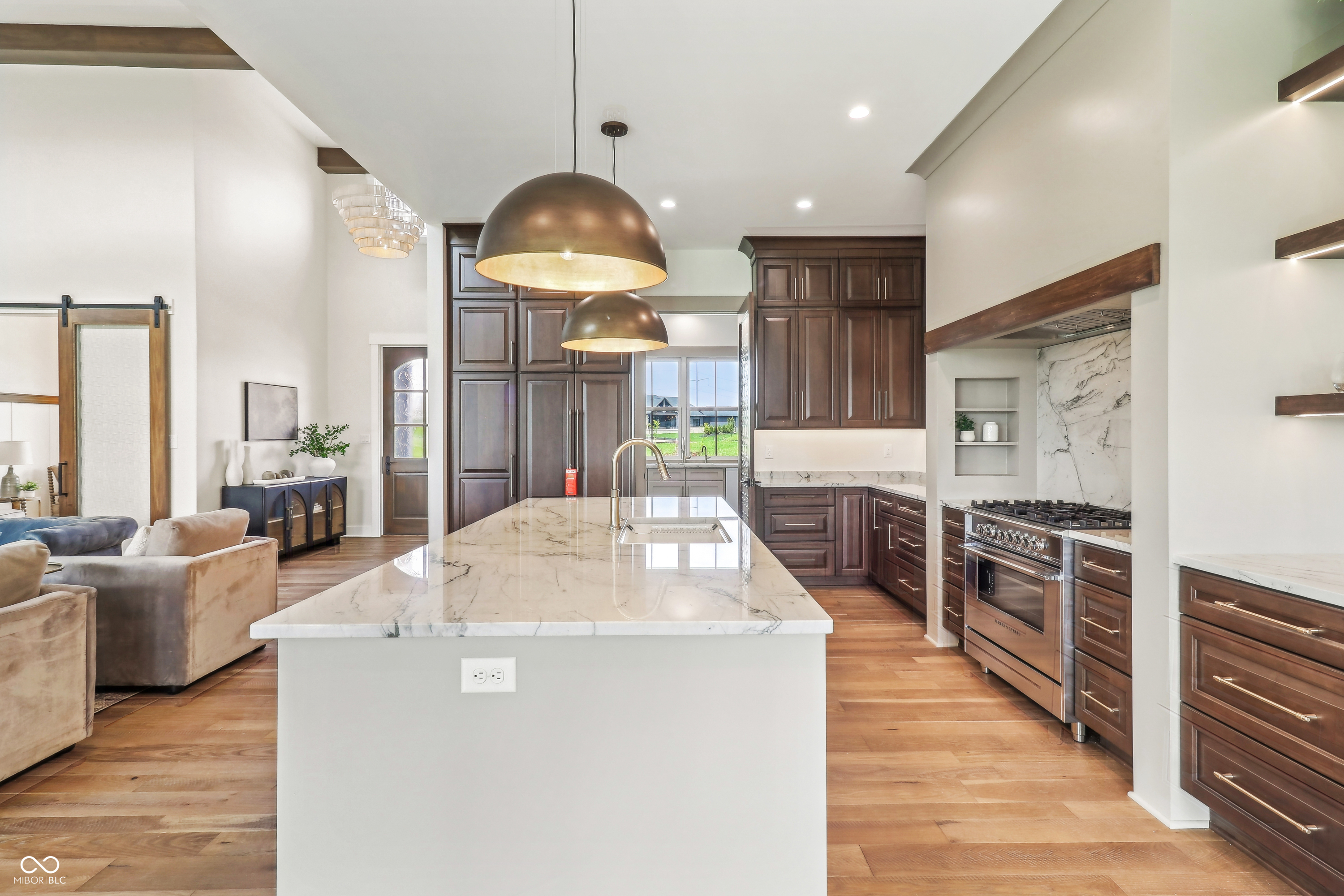 8083 Easton Lane