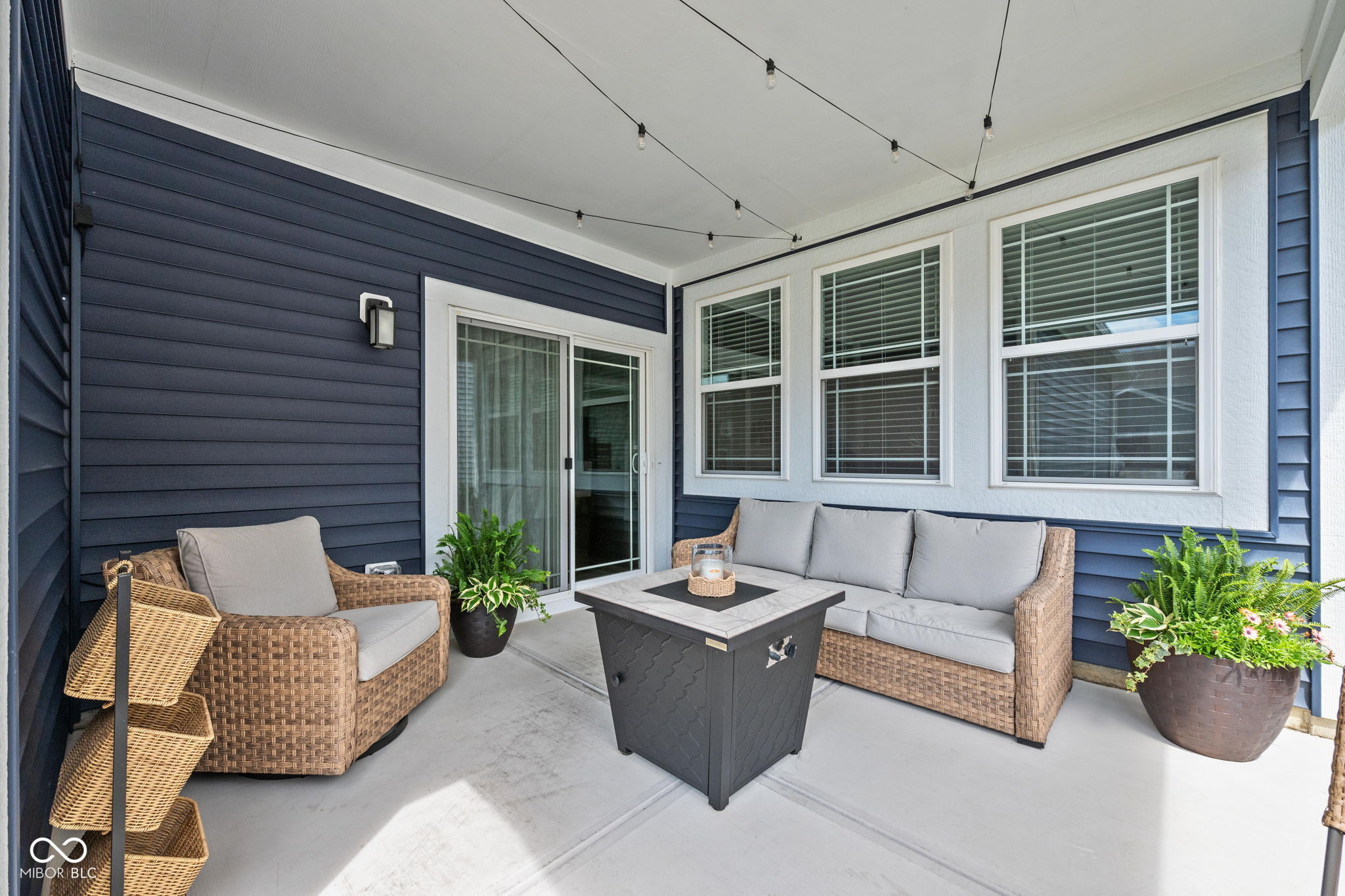 2542 Barstow Drive