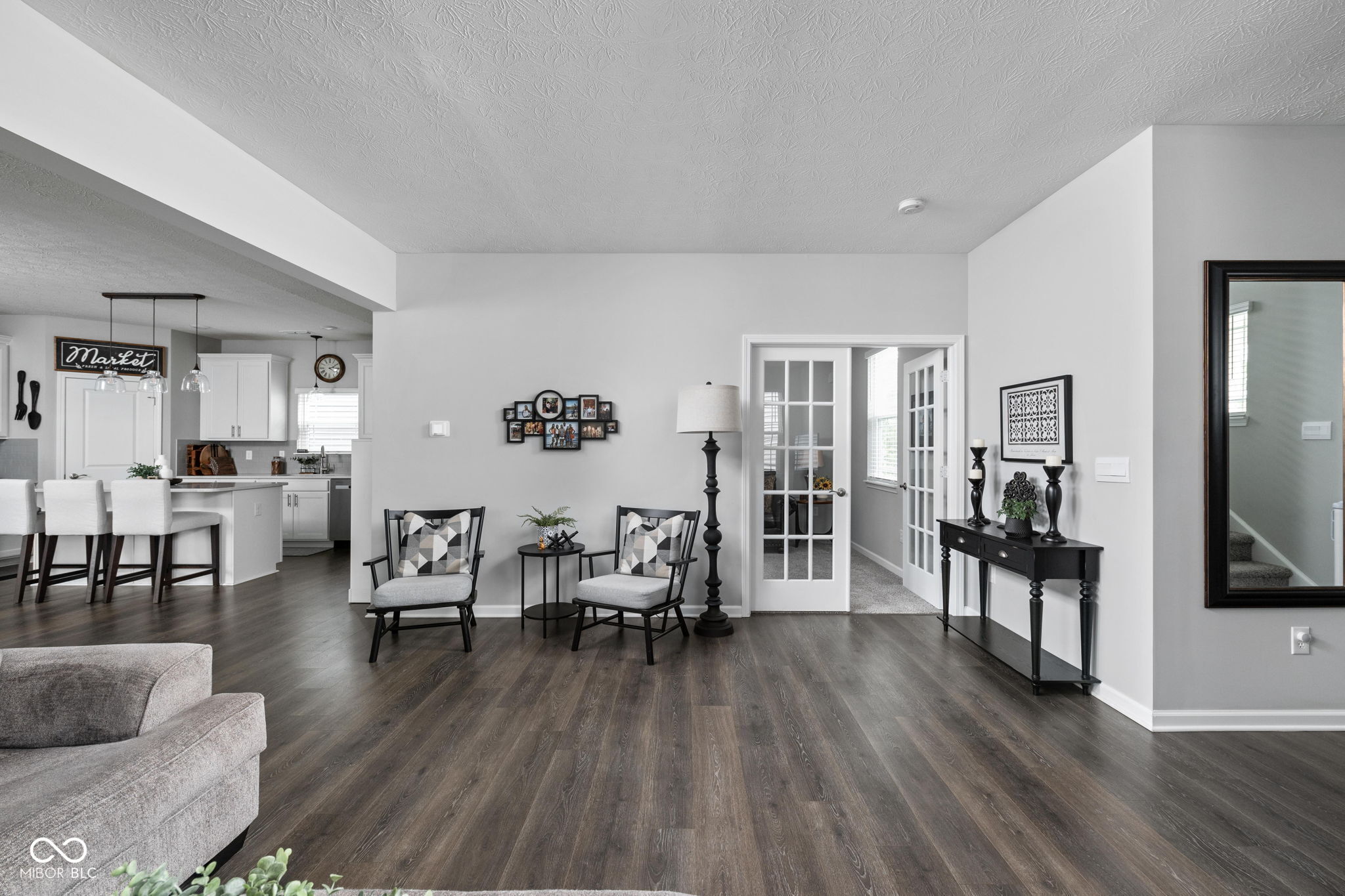 2542 Barstow Drive