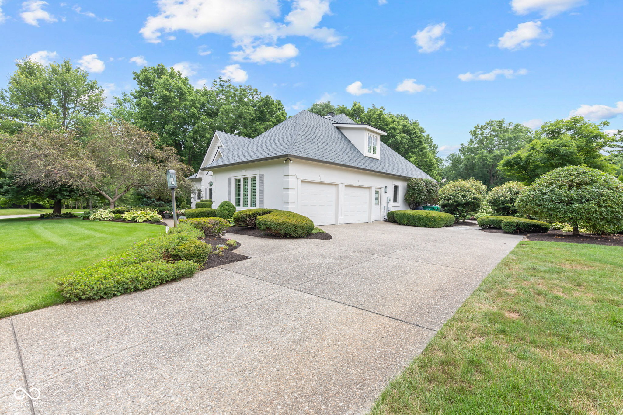 10465 Fox Trace