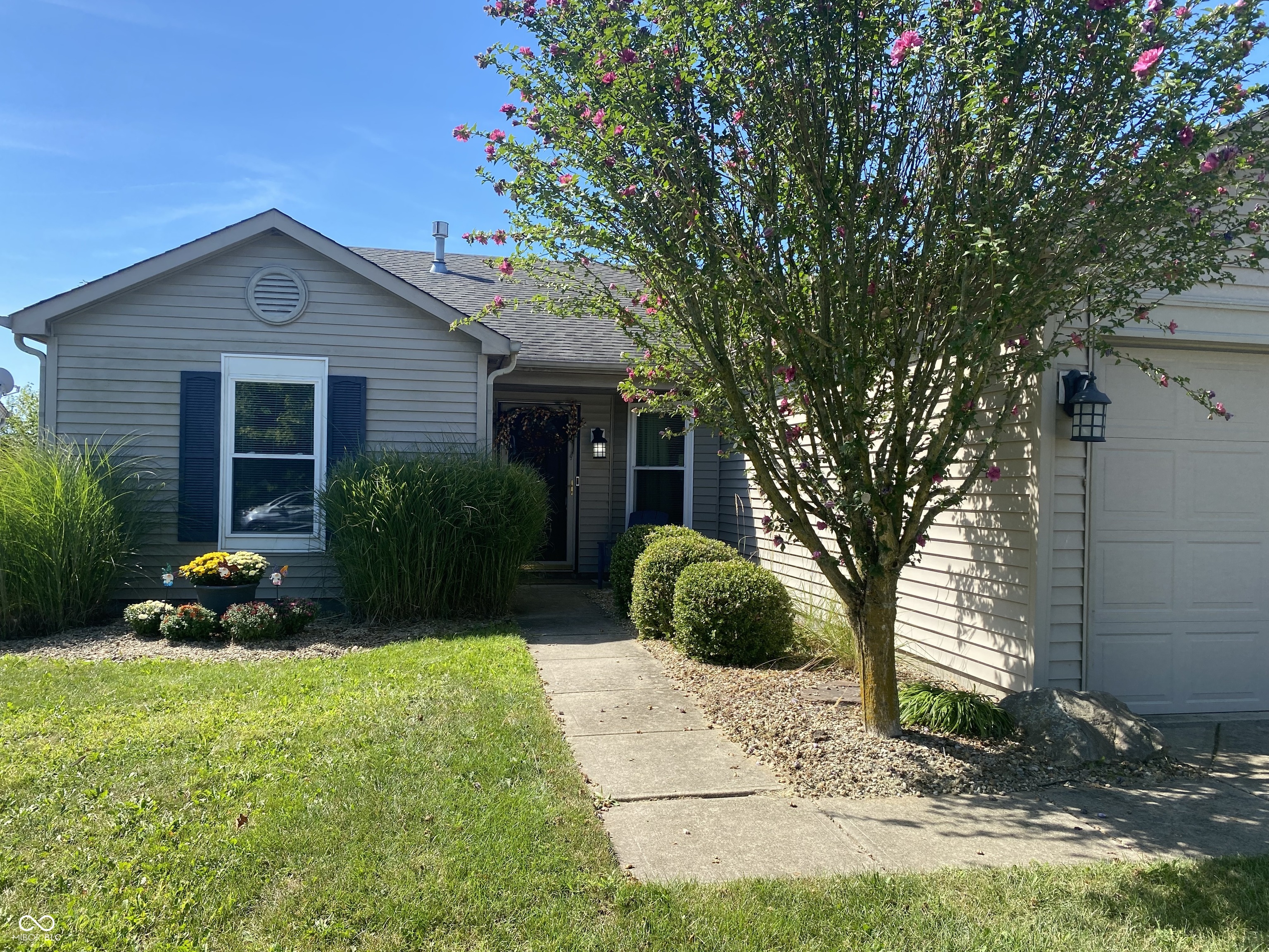 6865 W Philadelphia Drive