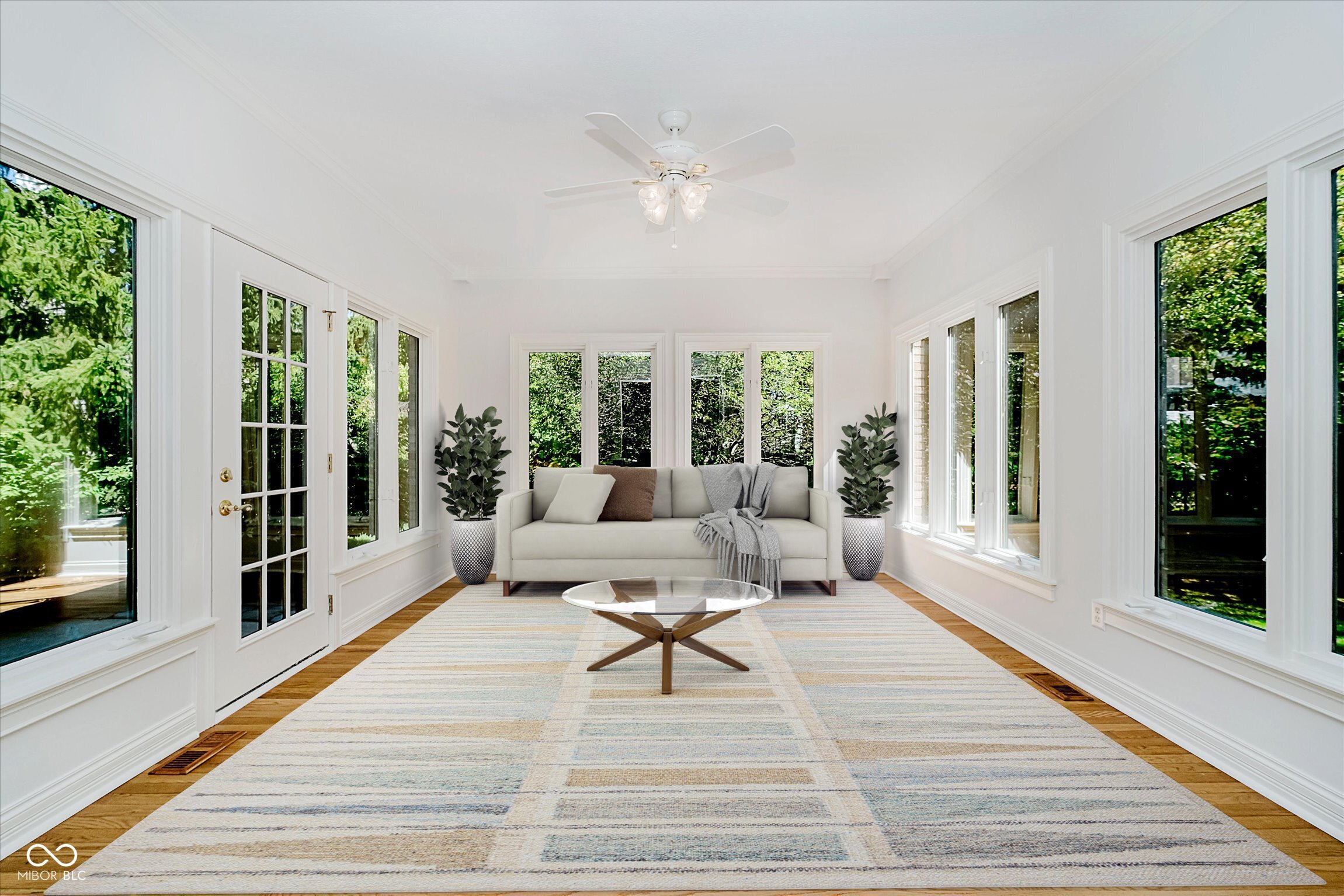 4827 Woods Edge Drive