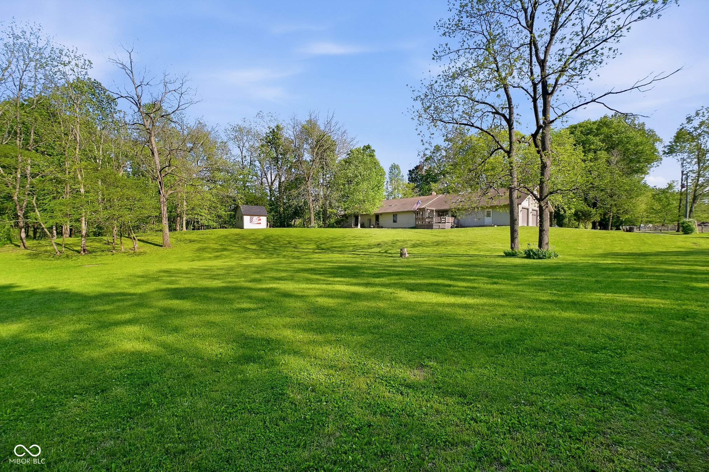 2594 E Traction Road