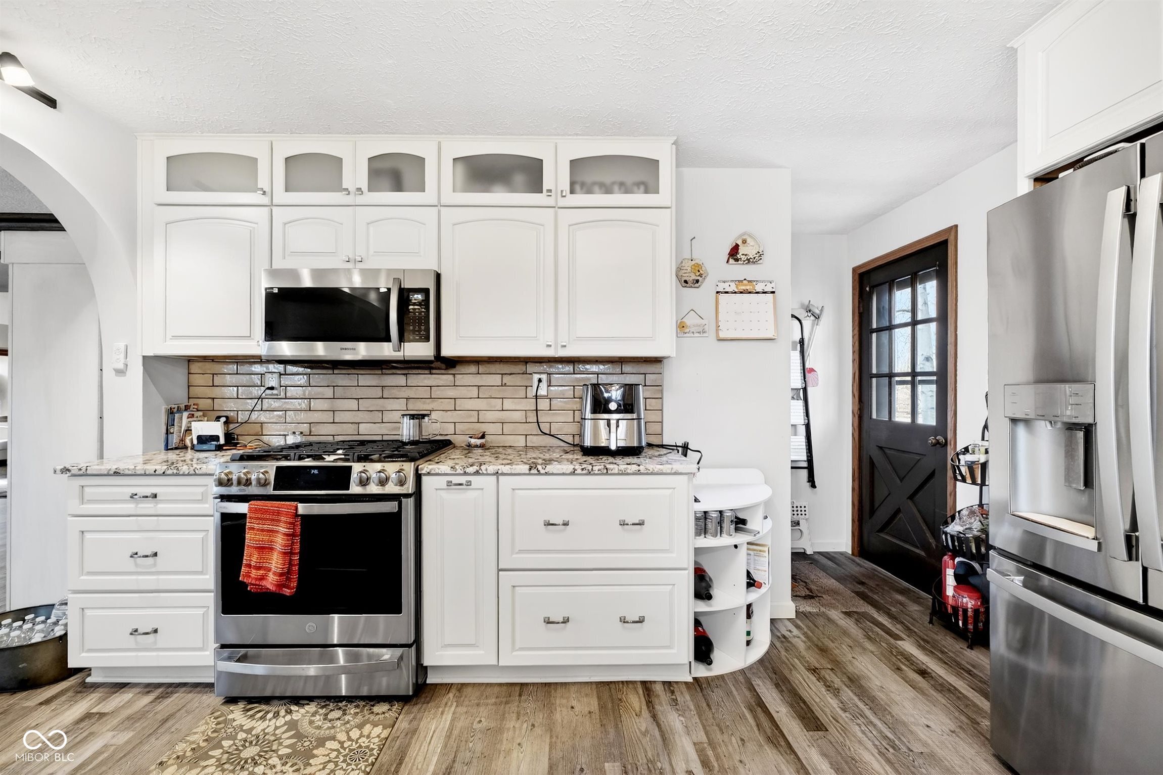 2594 E Traction Road