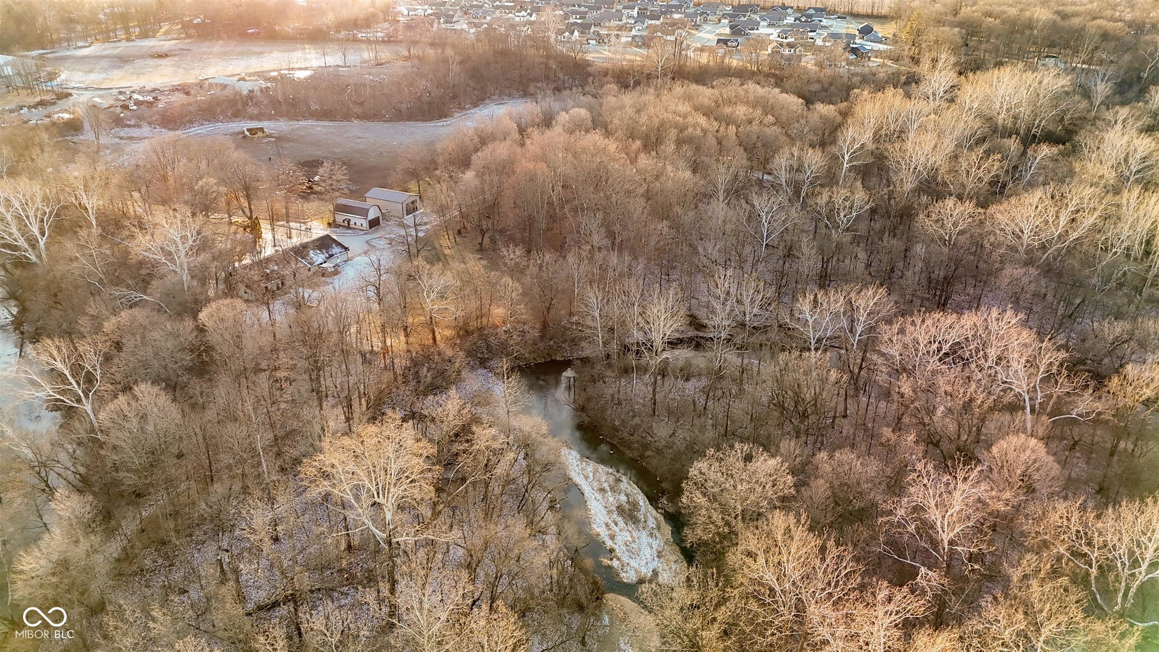 2594 E Traction Road