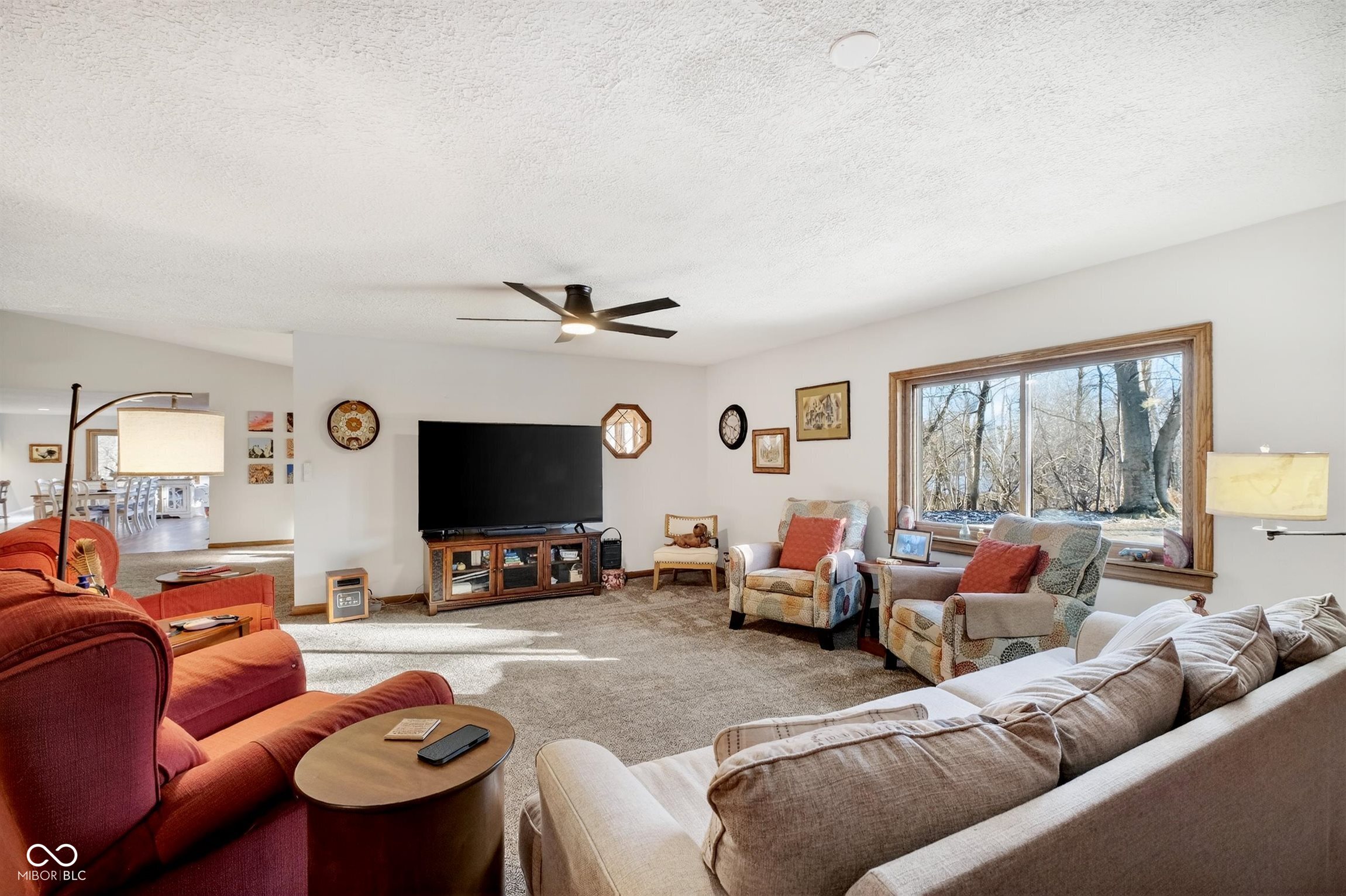 2594 E Traction Road