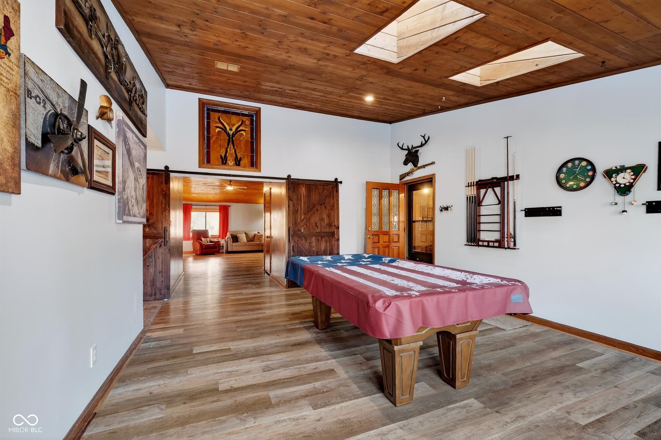 2594 E Traction Road