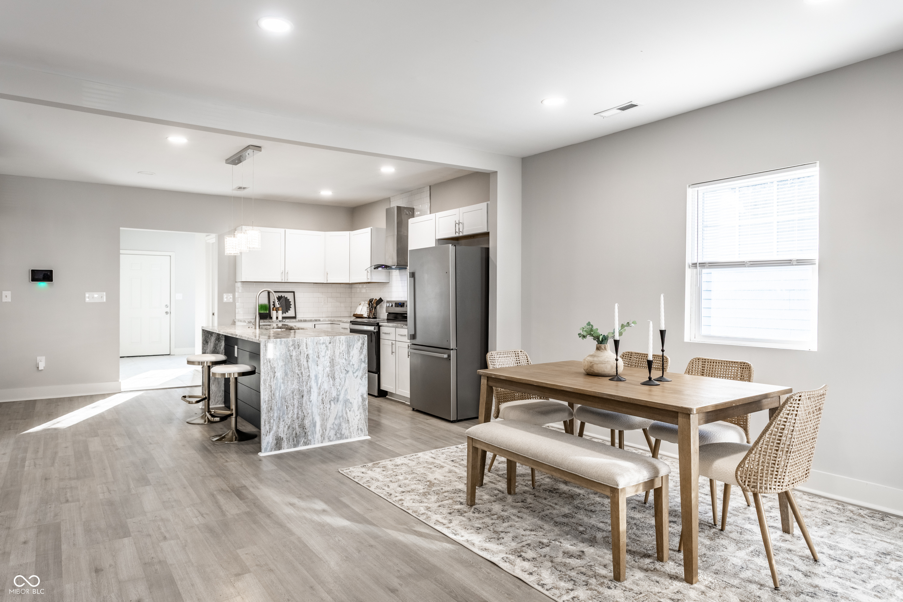 737 N Pershing Avenue