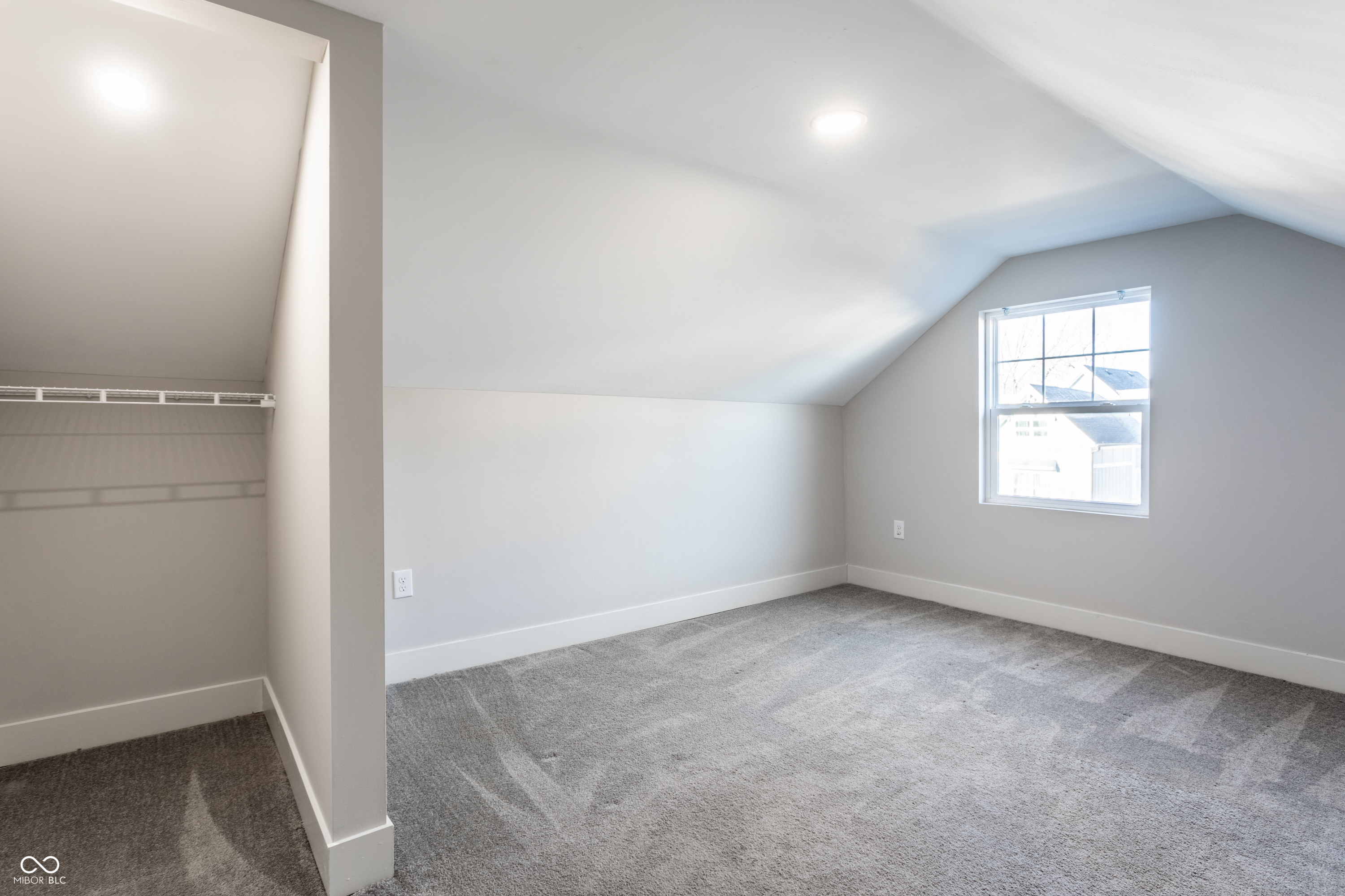 737 N Pershing Avenue