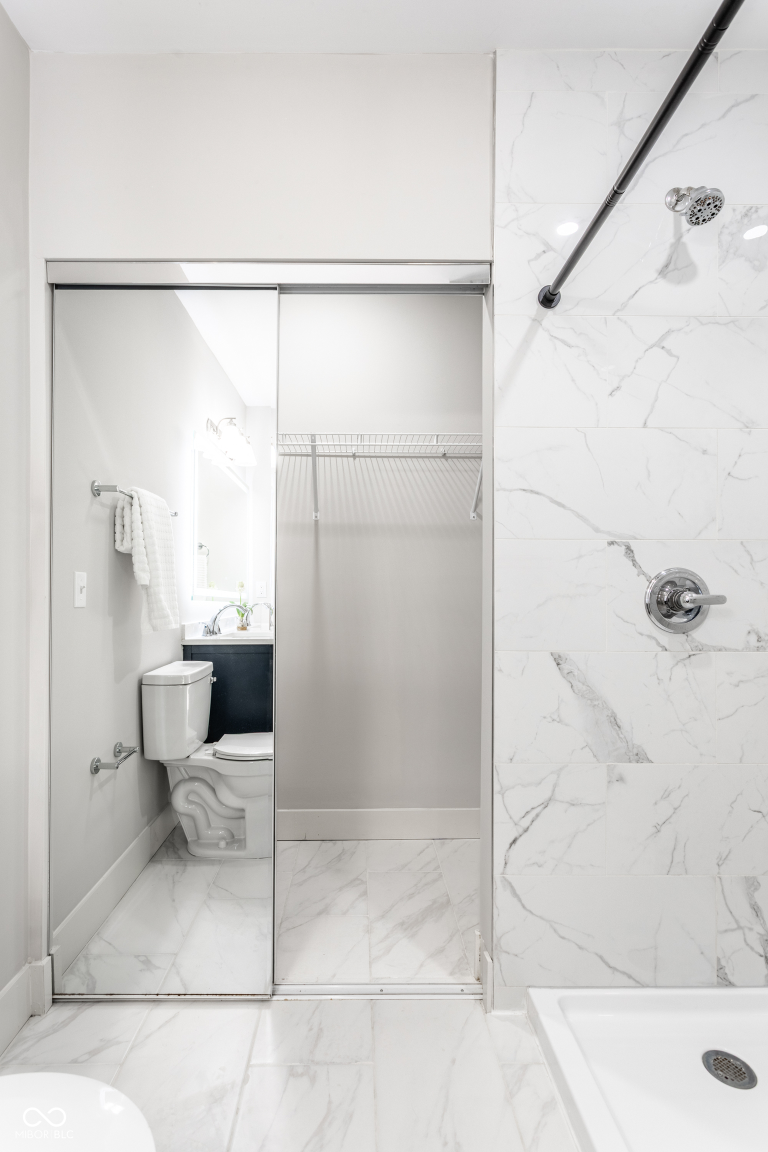 737 N Pershing Avenue