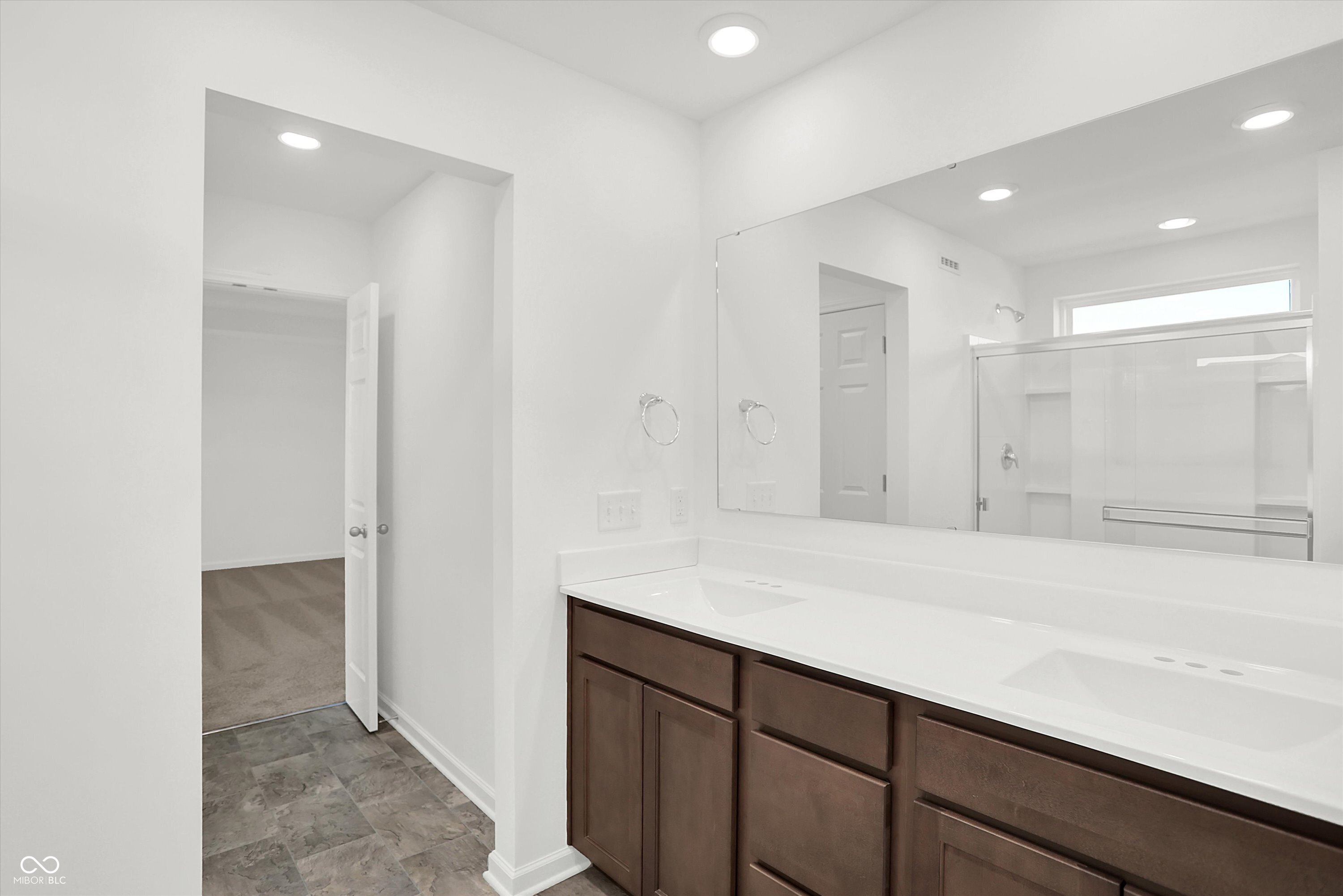 5740 Cloister Lane