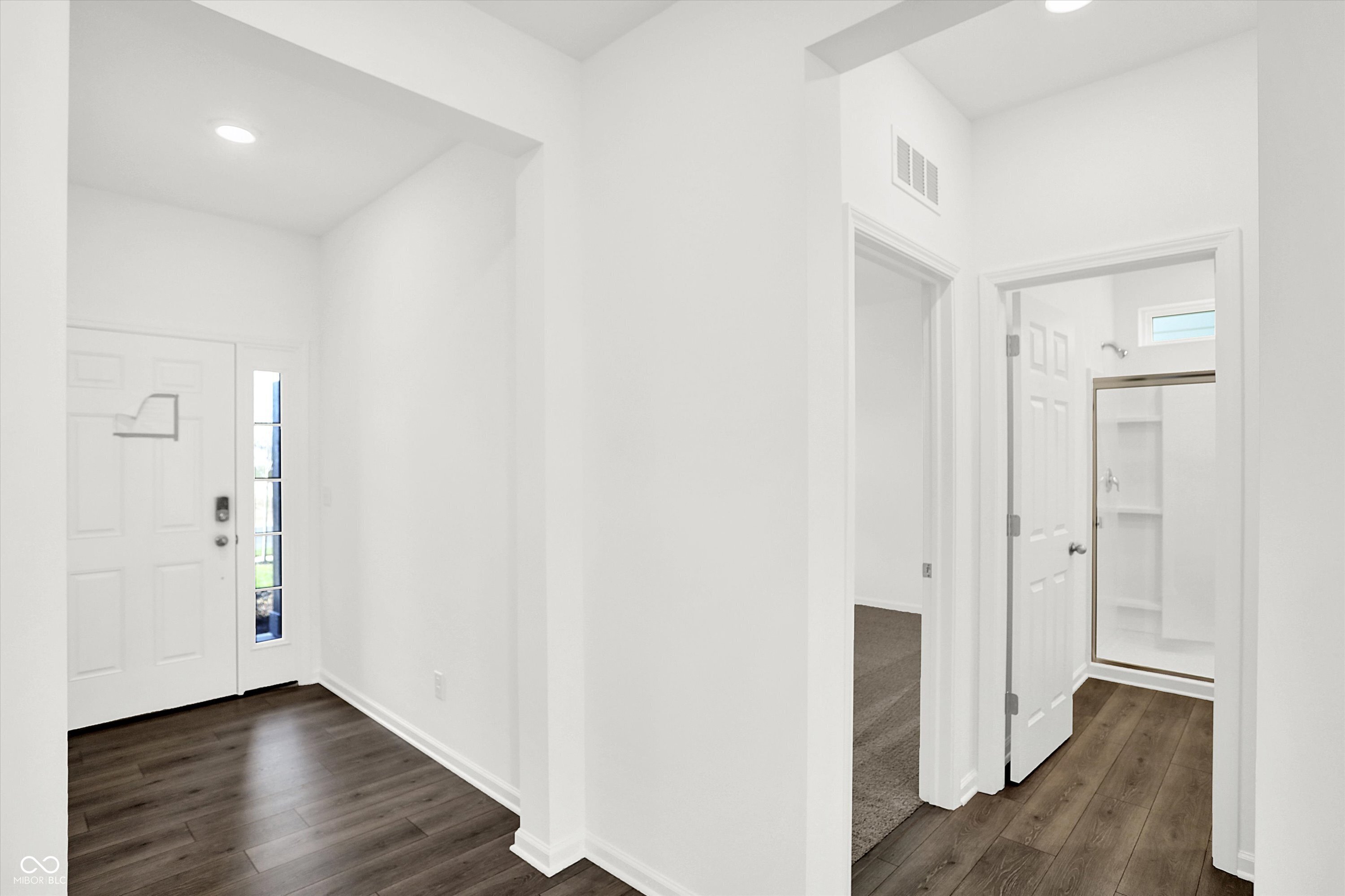 5740 Cloister Lane