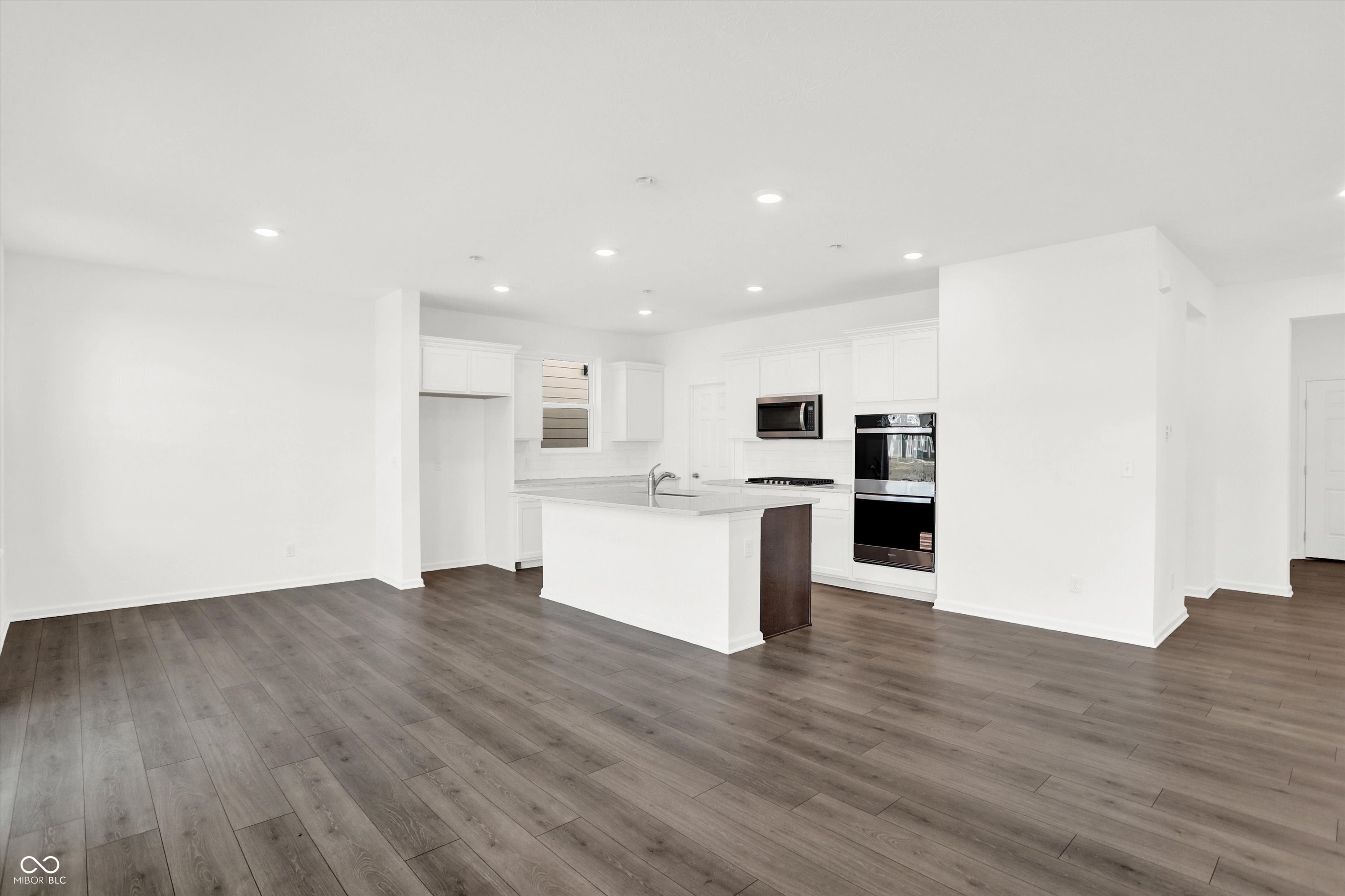 5740 Cloister Lane