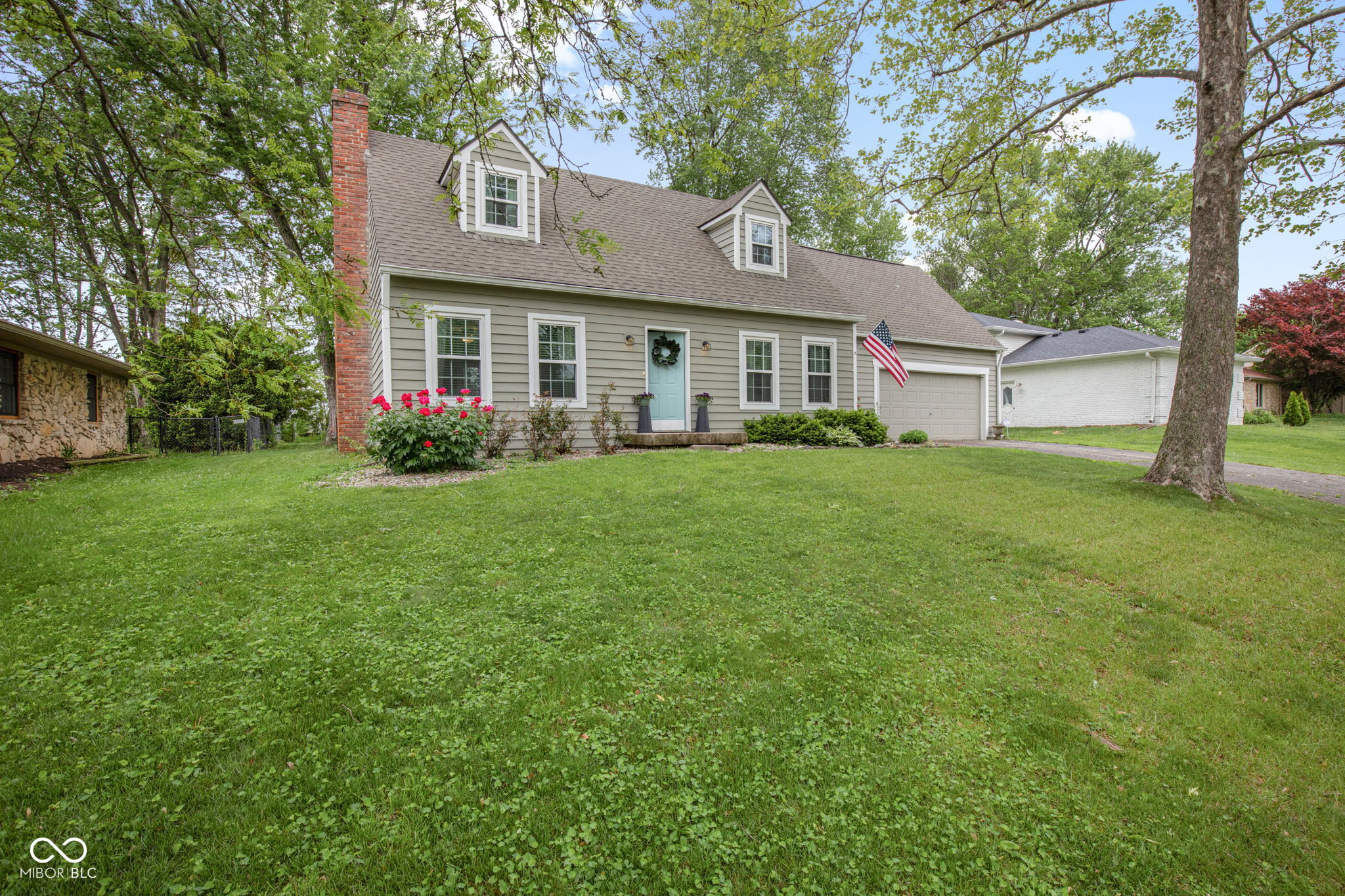 6177 Buttonwood Drive