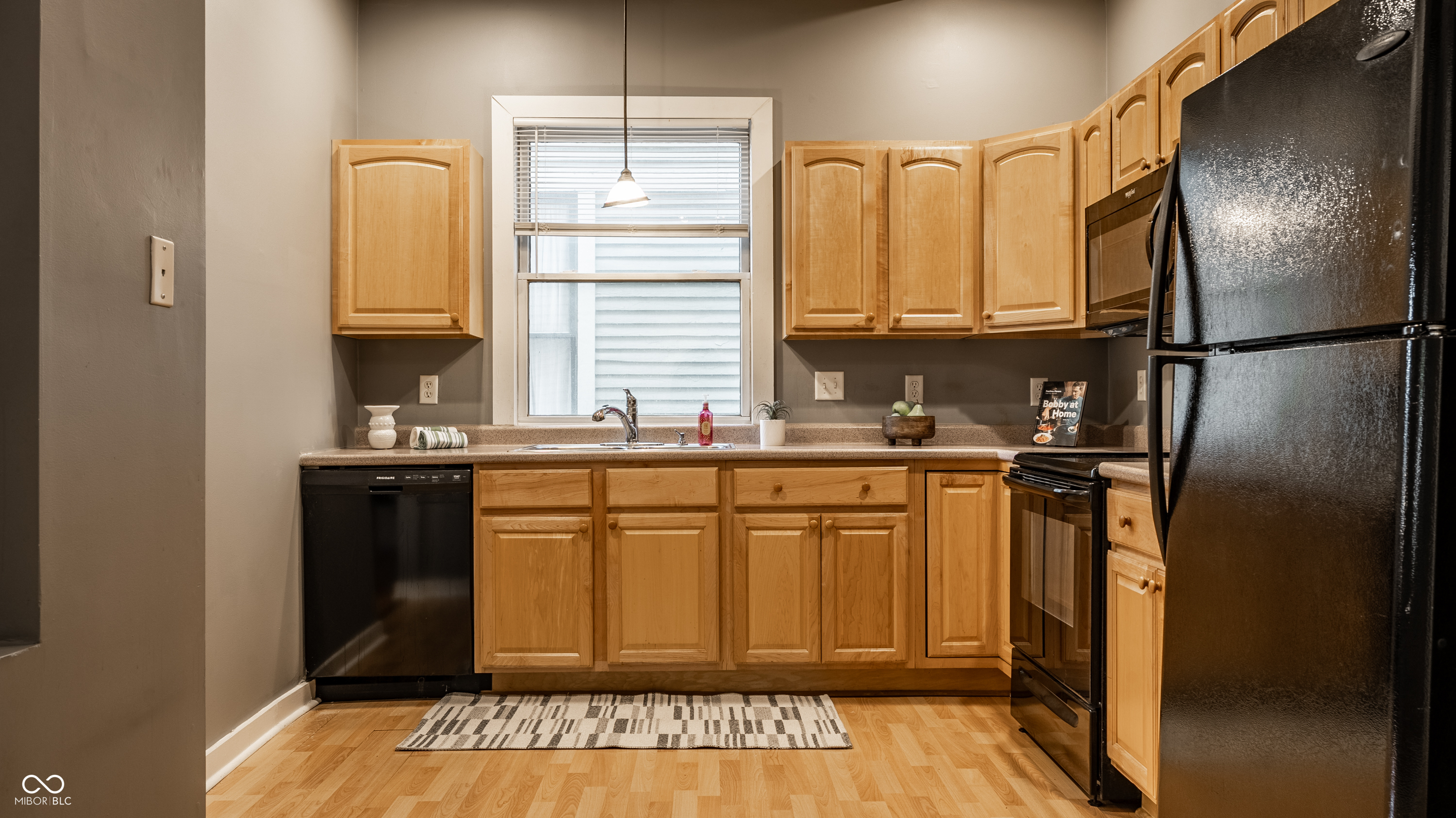 1907 N Delaware Street Unit: D