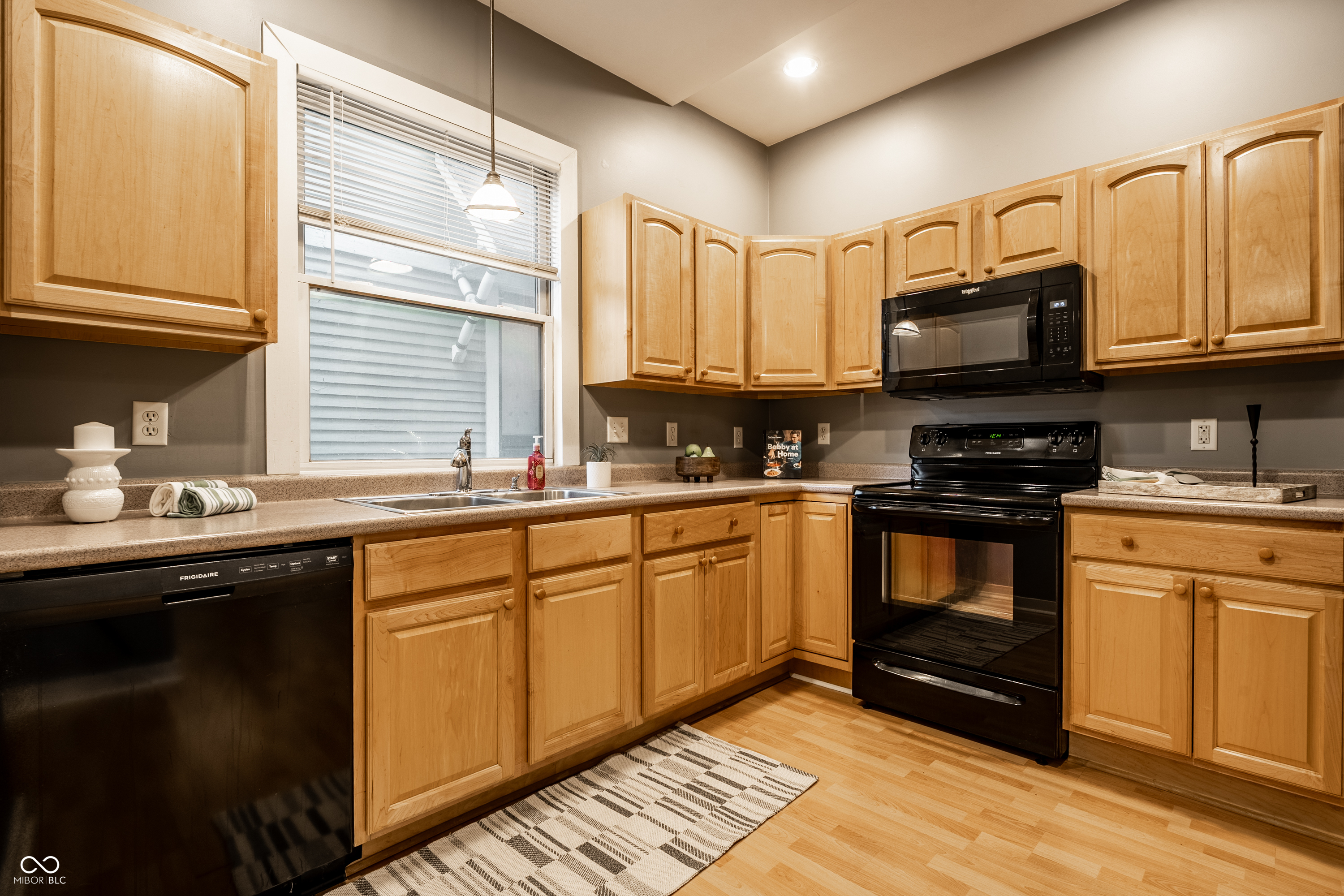 1907 N Delaware Street Unit: D