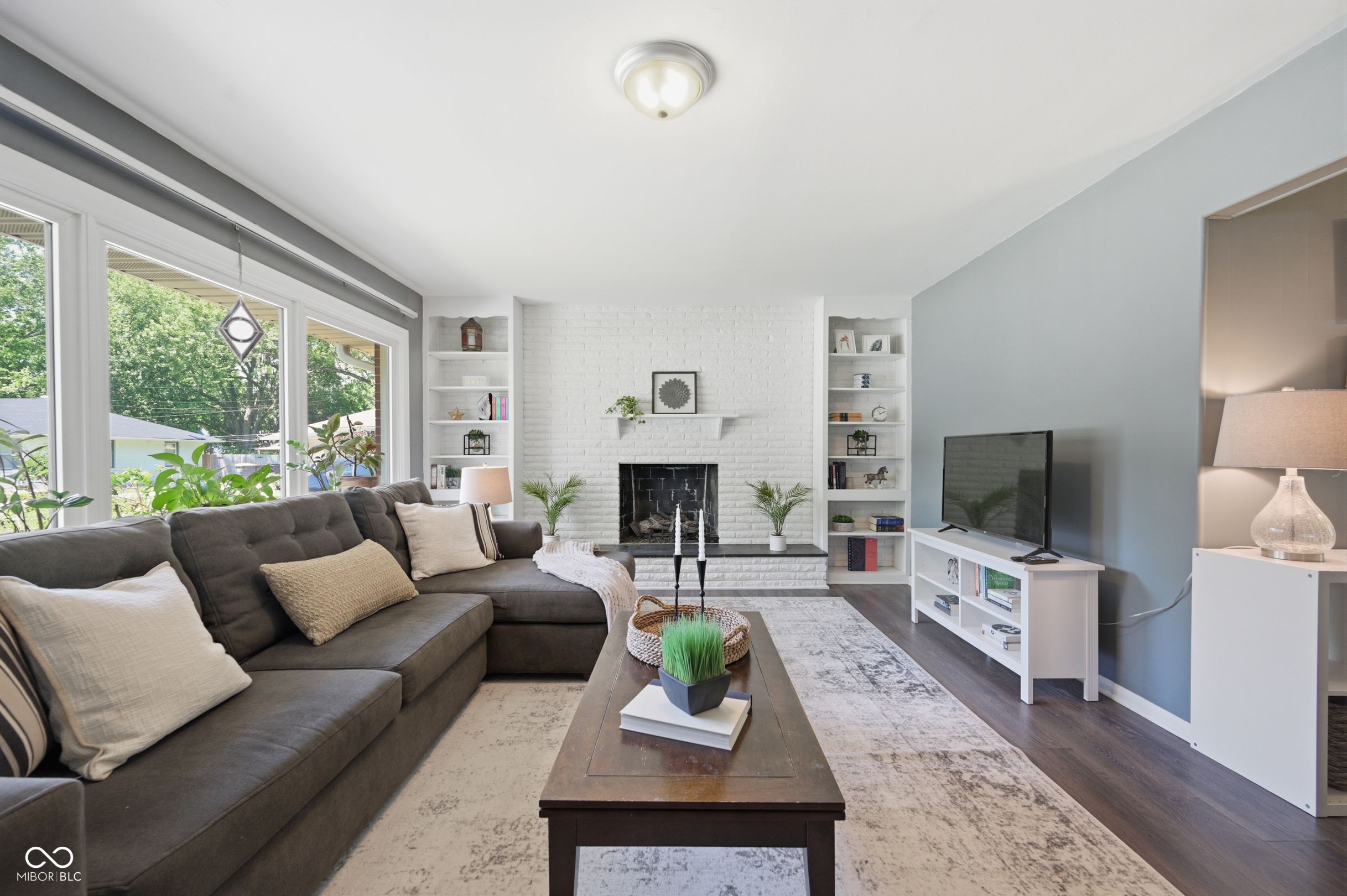 2526 Thayer Court