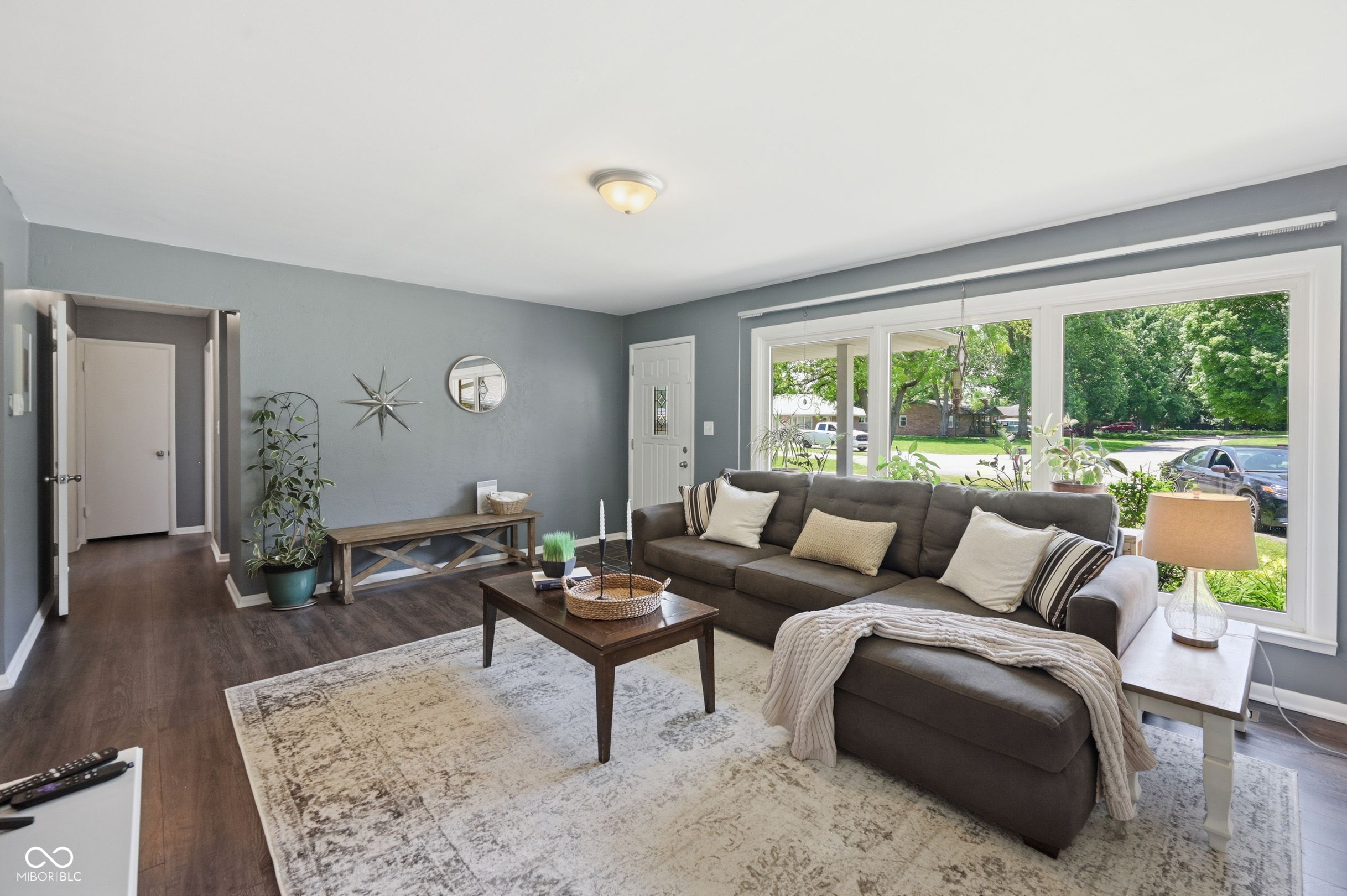 2526 Thayer Court