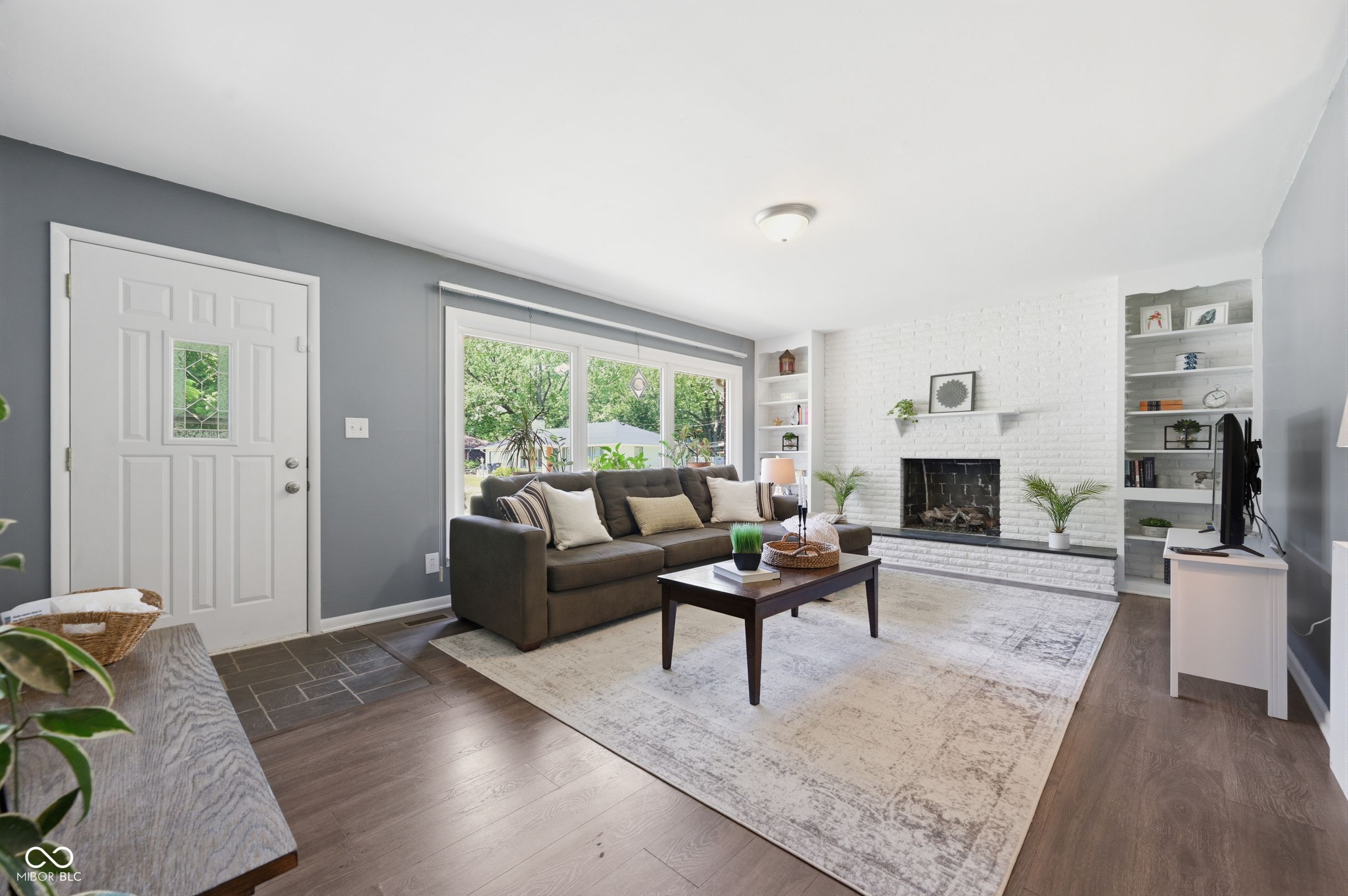2526 Thayer Court