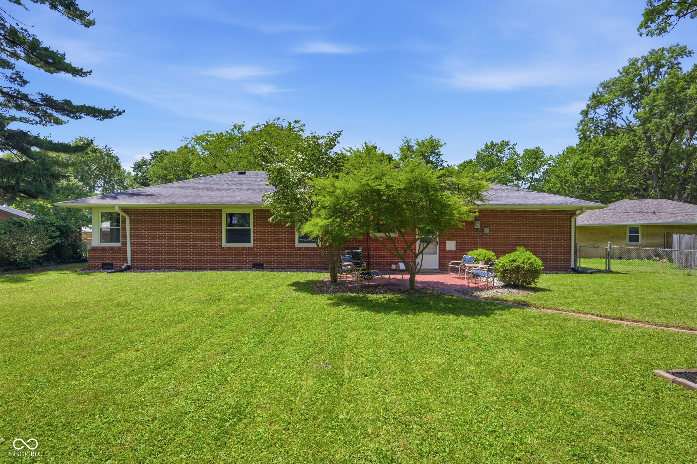 2526 Thayer Court