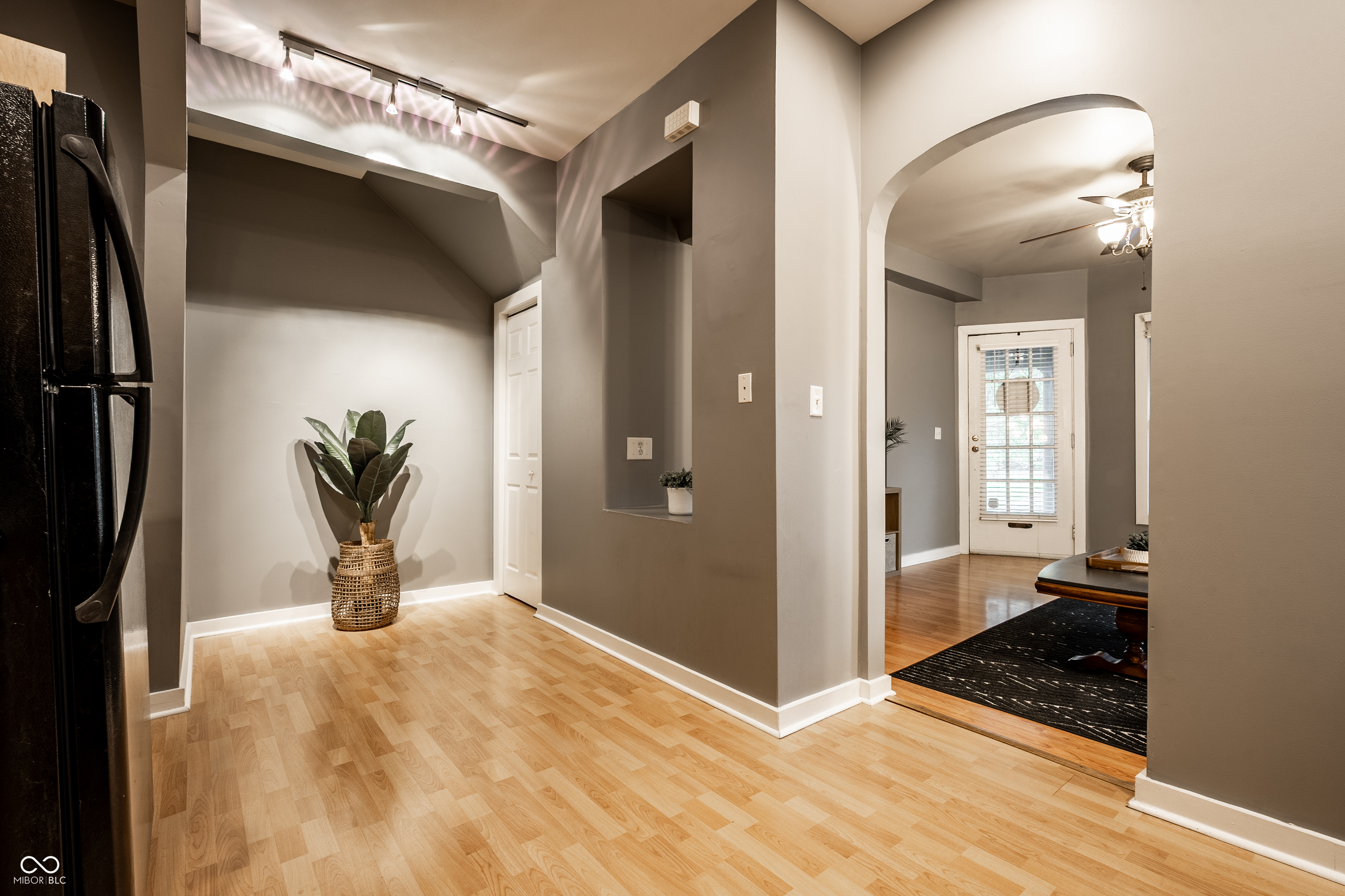 1907 N Delaware Street Unit: D