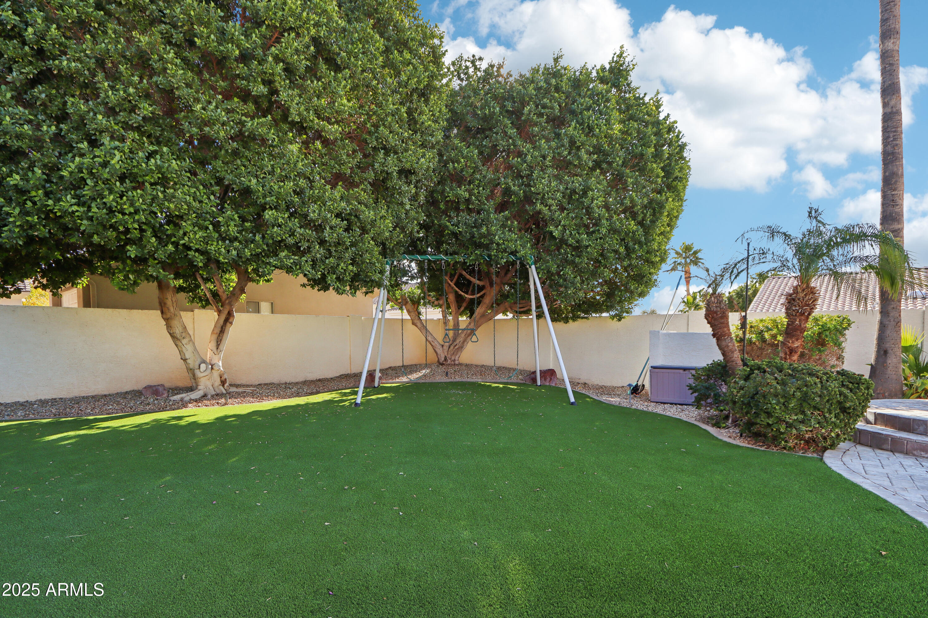 9623 W TIERRA GRANDE
