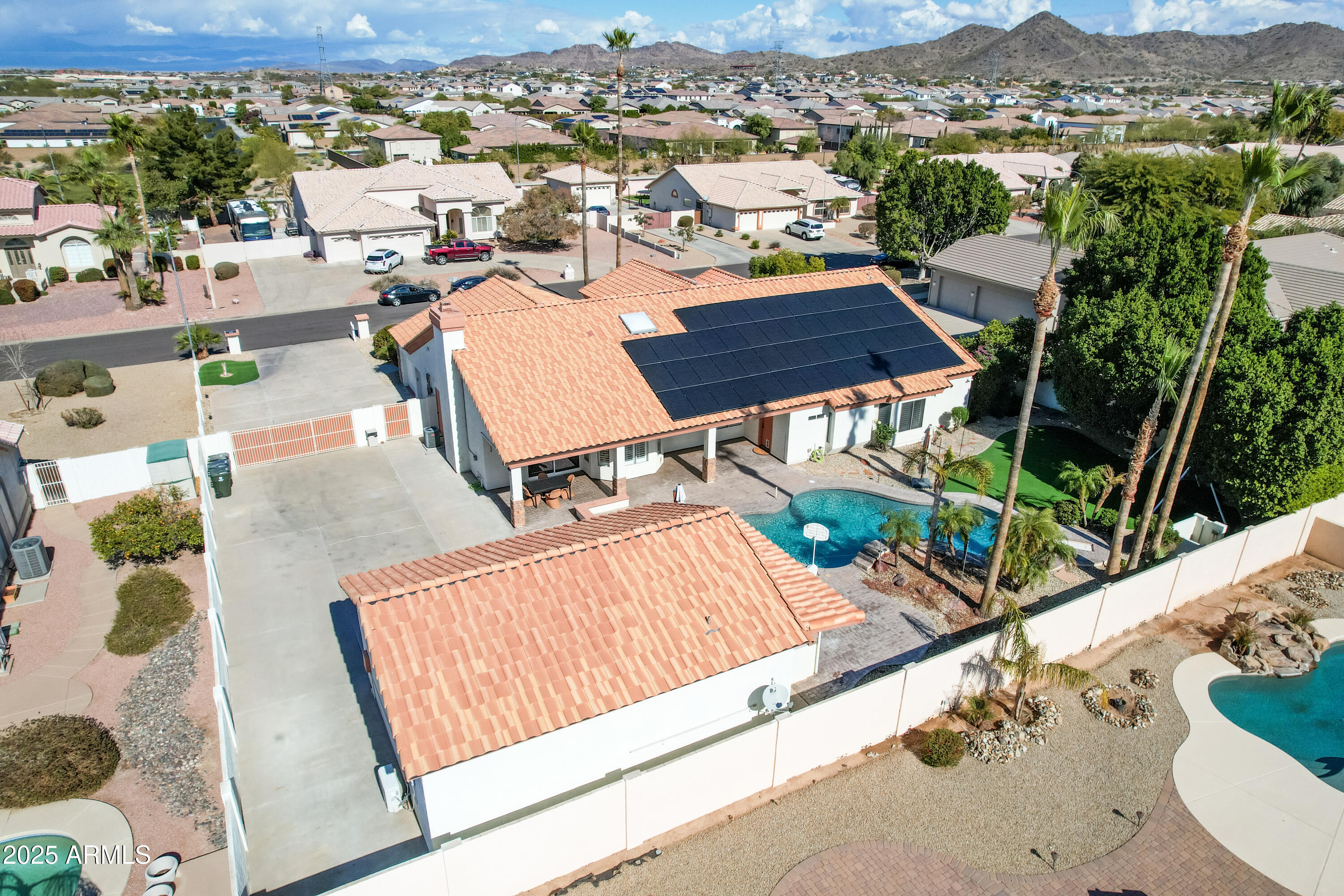 9623 W TIERRA GRANDE