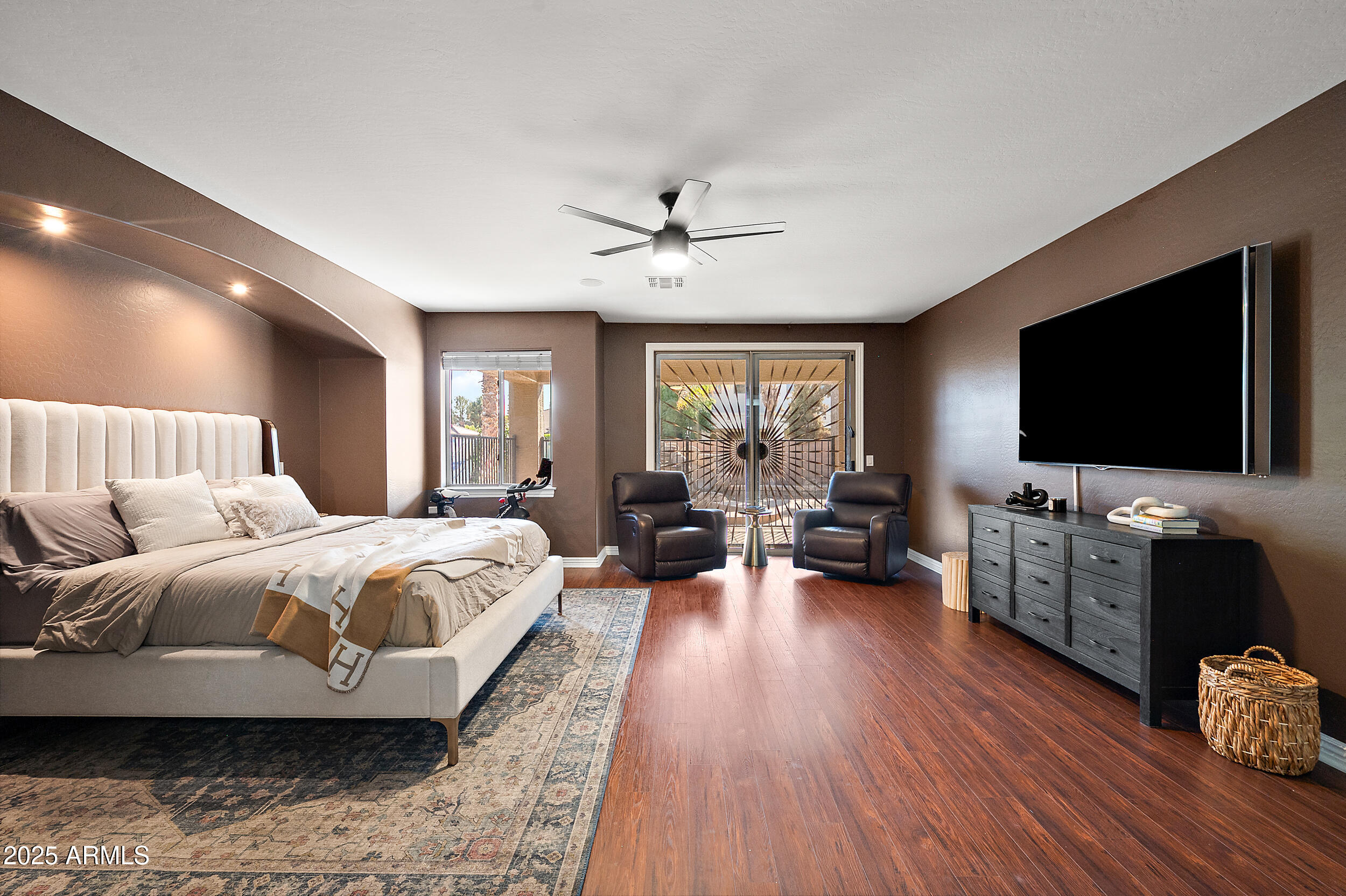 2205 E TAURUS Place
