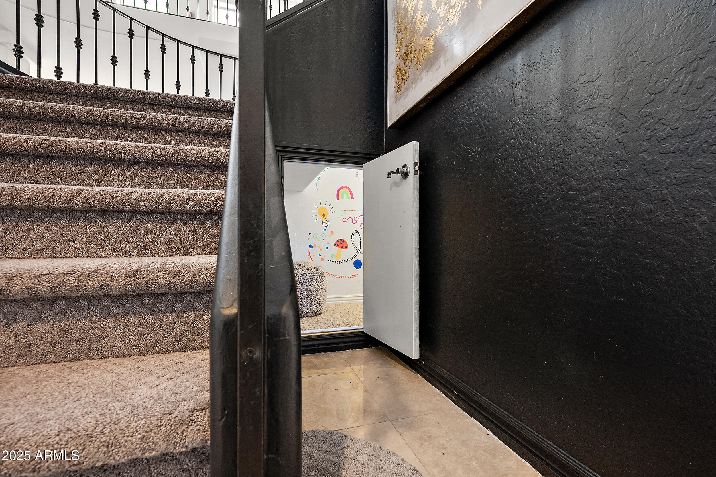 2205 E TAURUS Place