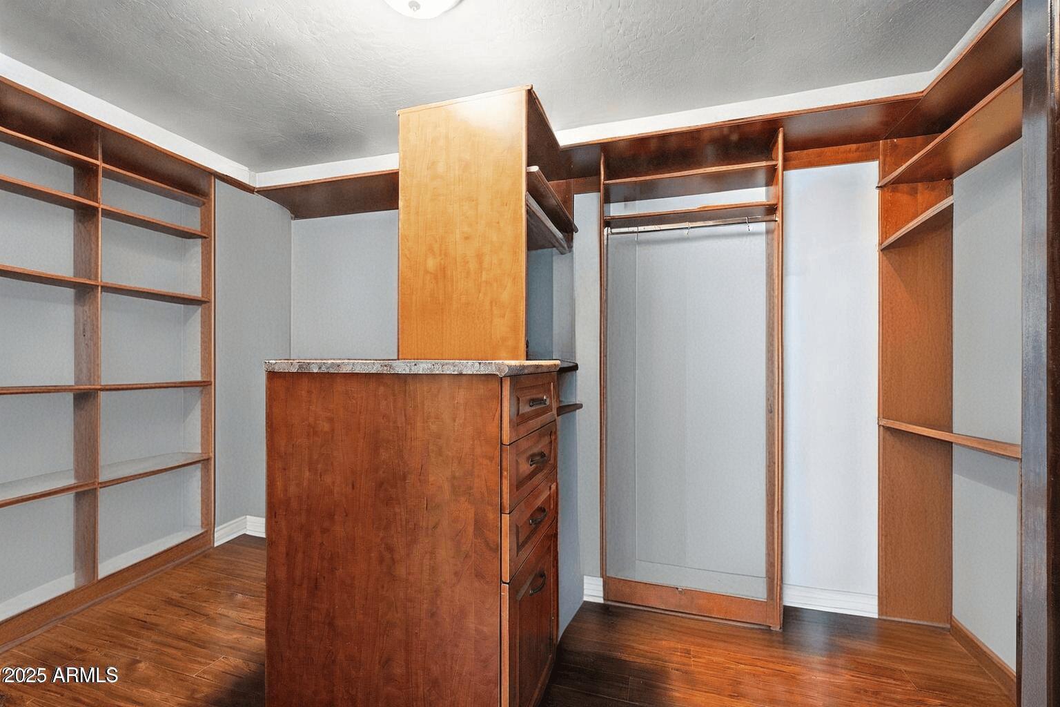 2205 E TAURUS Place