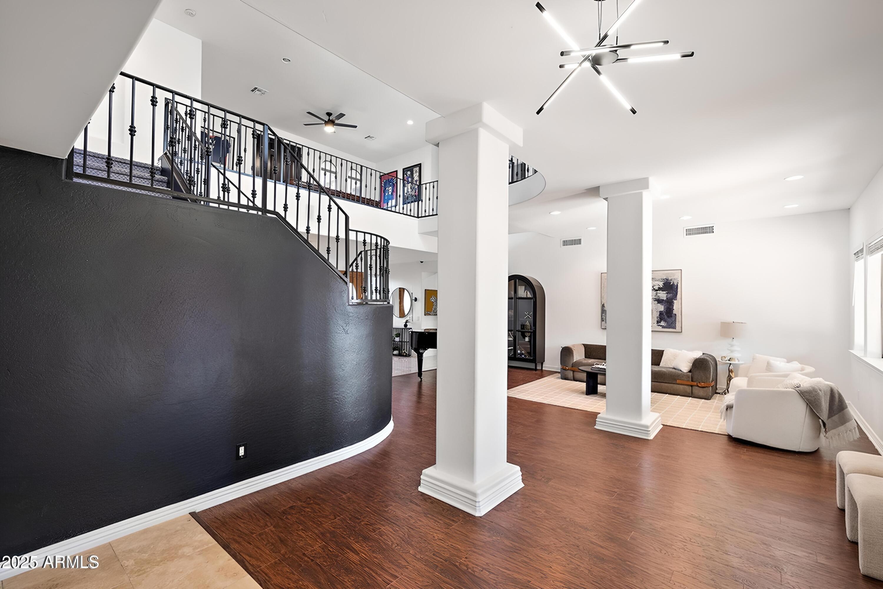 2205 E TAURUS Place