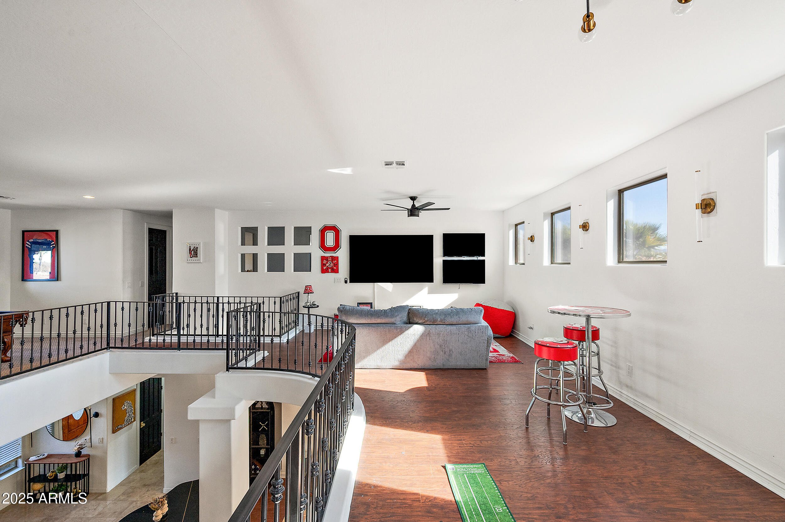 2205 E TAURUS Place