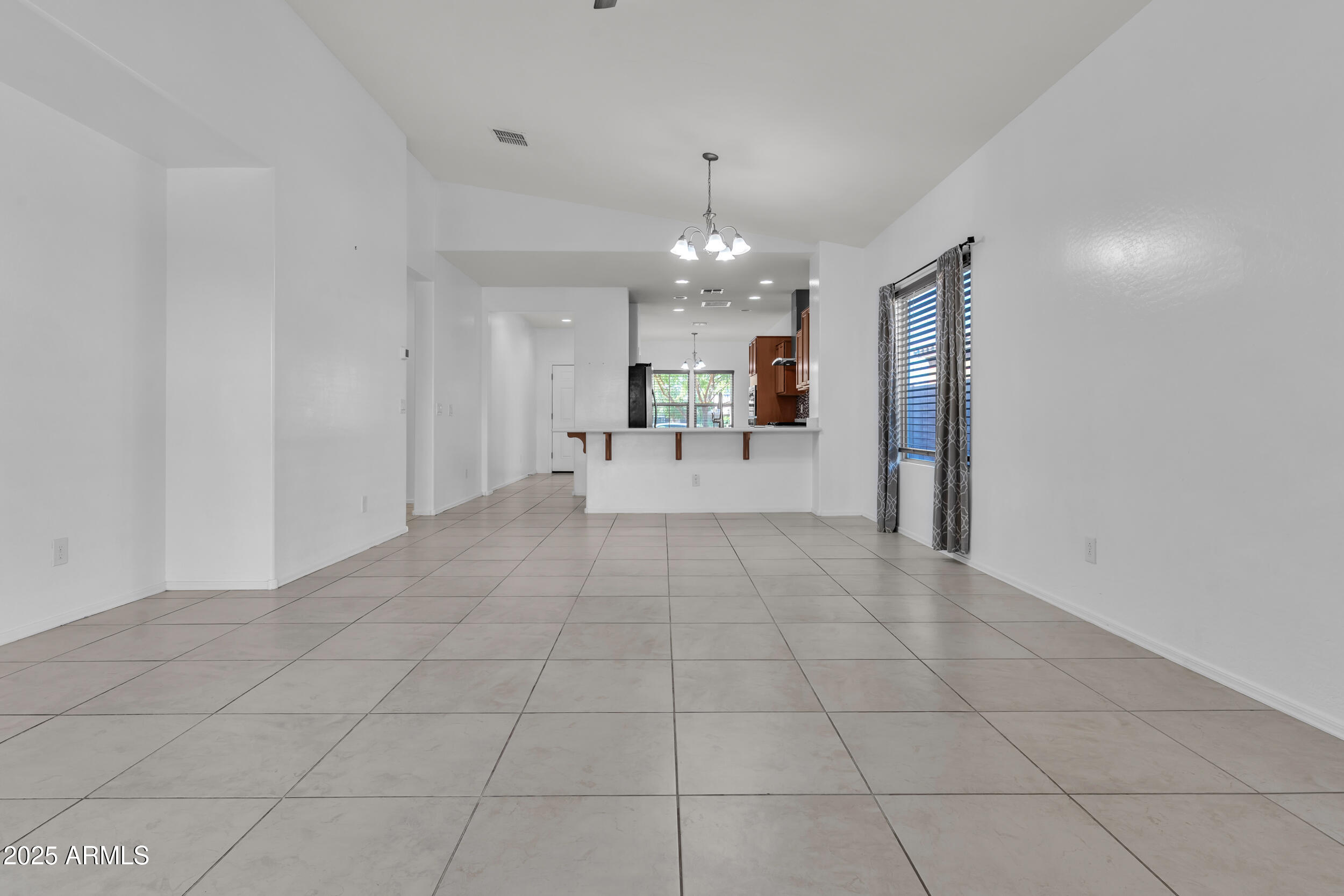 2354 E BELLERIVE Drive, Gilbert