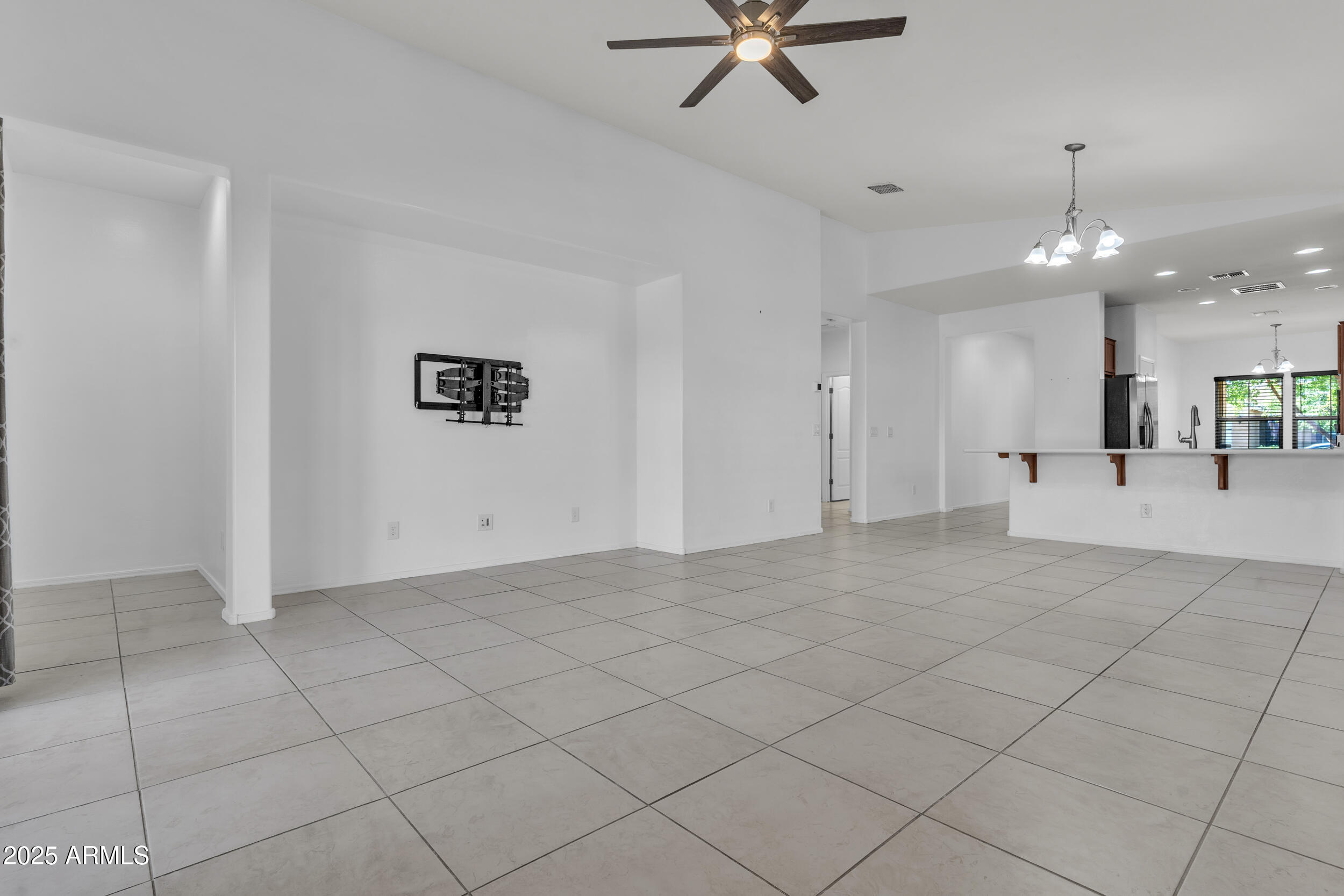 2354 E BELLERIVE Drive, Gilbert