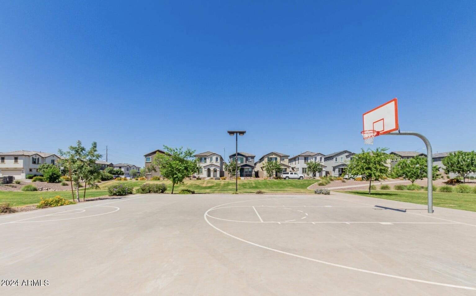 5807 W WARNER Street