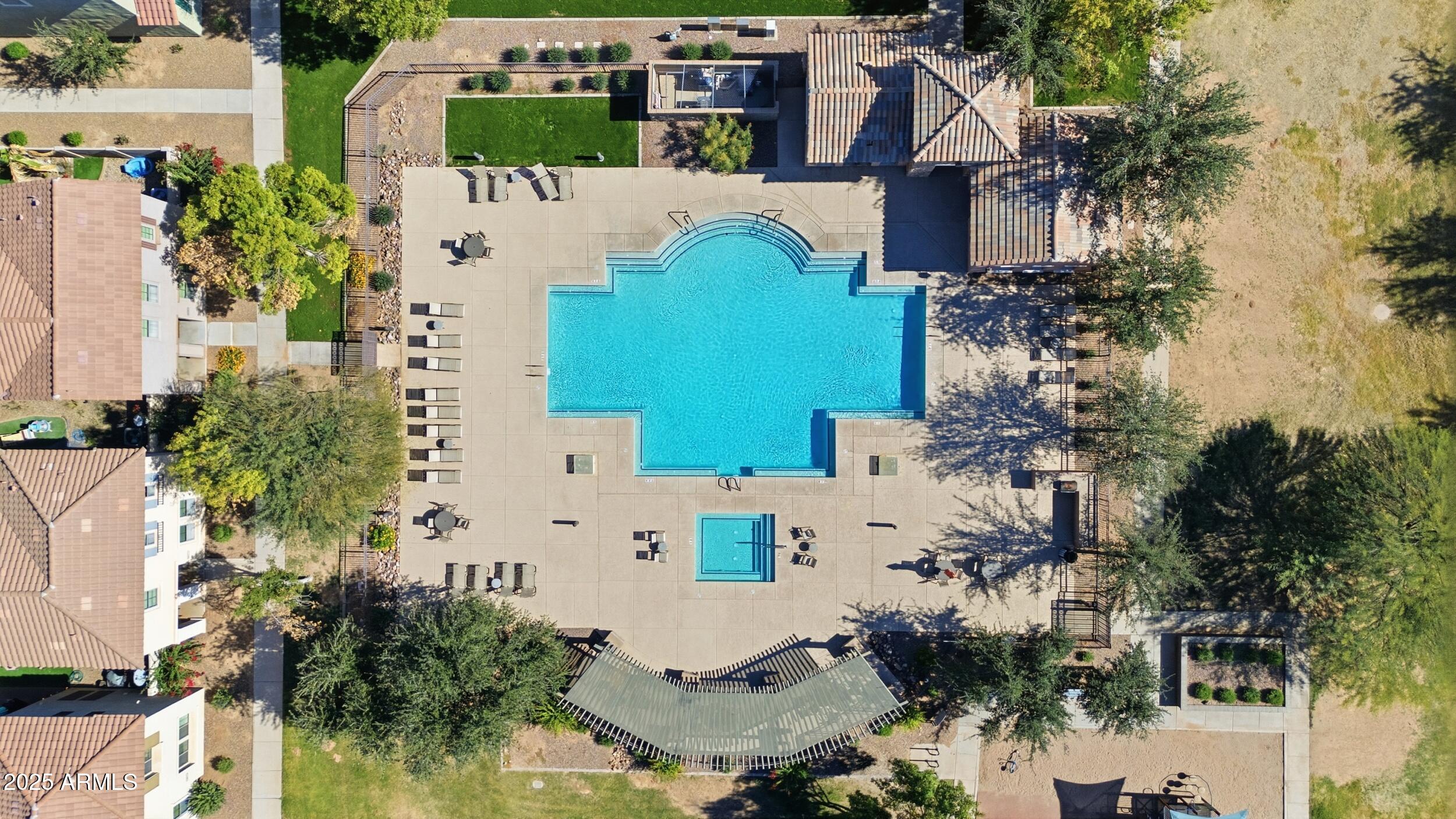 4665 E WILDHORSE Drive