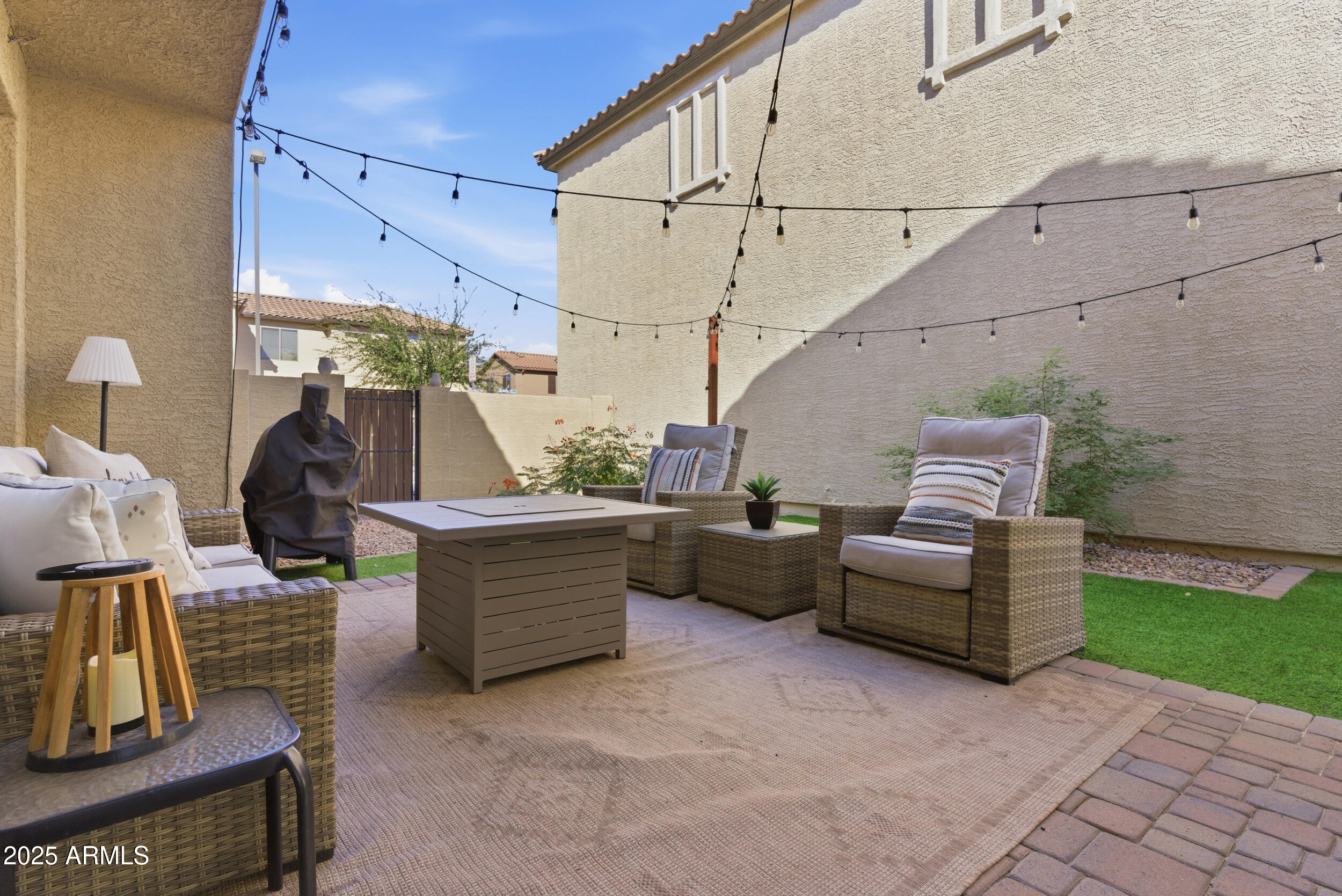 4665 E WILDHORSE Drive