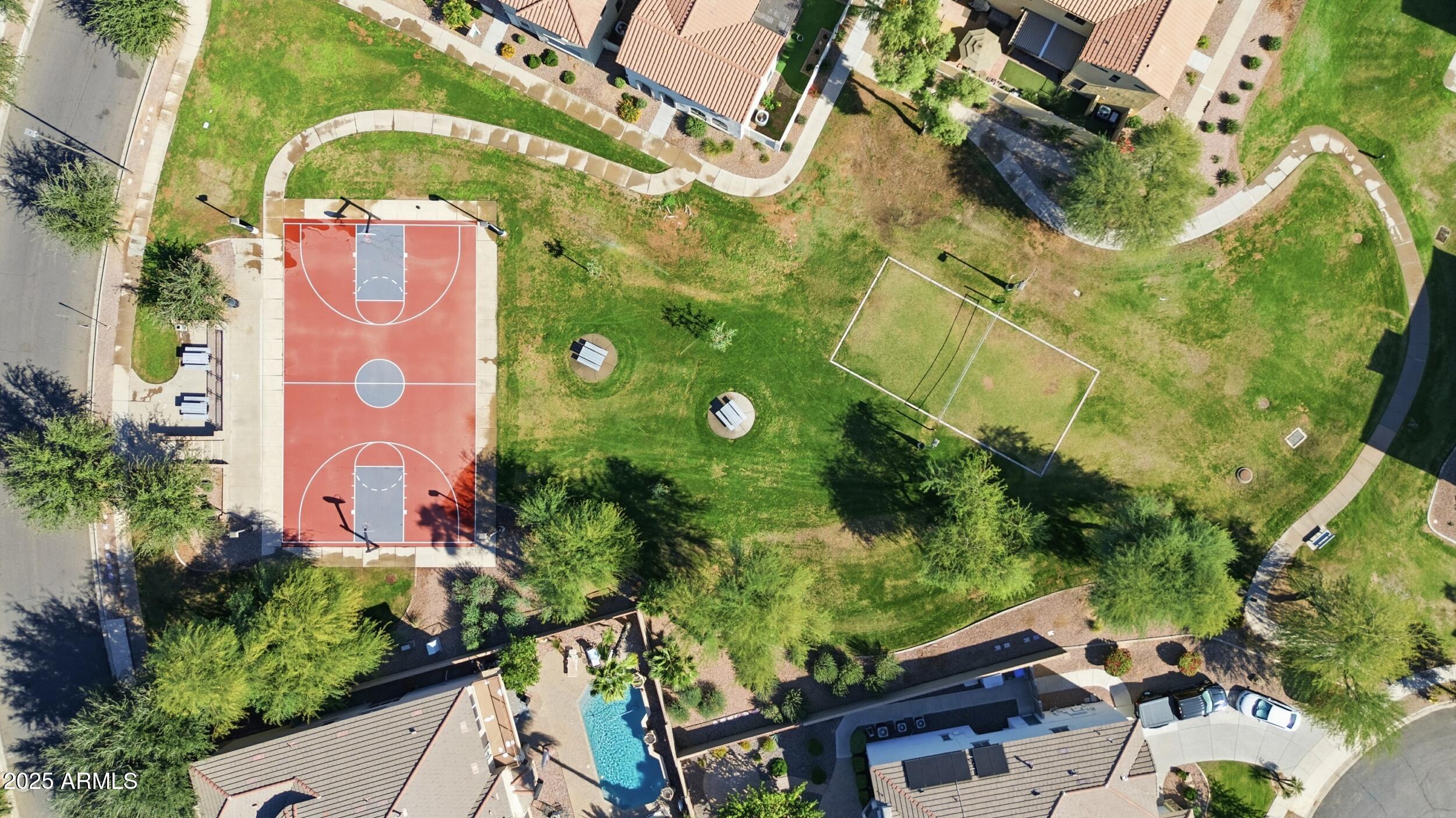 4665 E WILDHORSE Drive