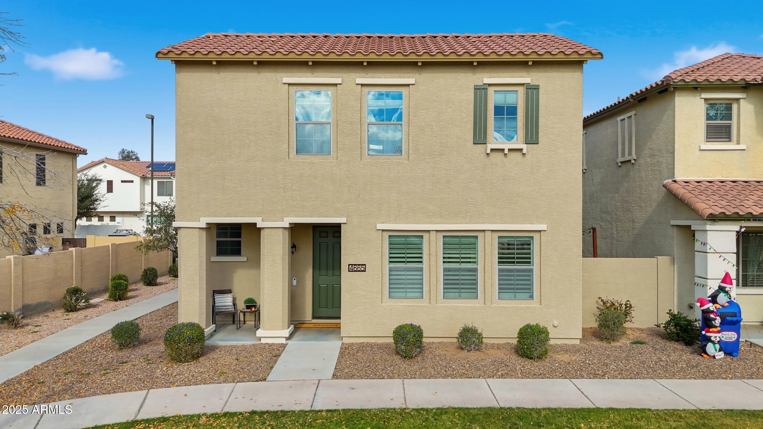 4665 E WILDHORSE Drive