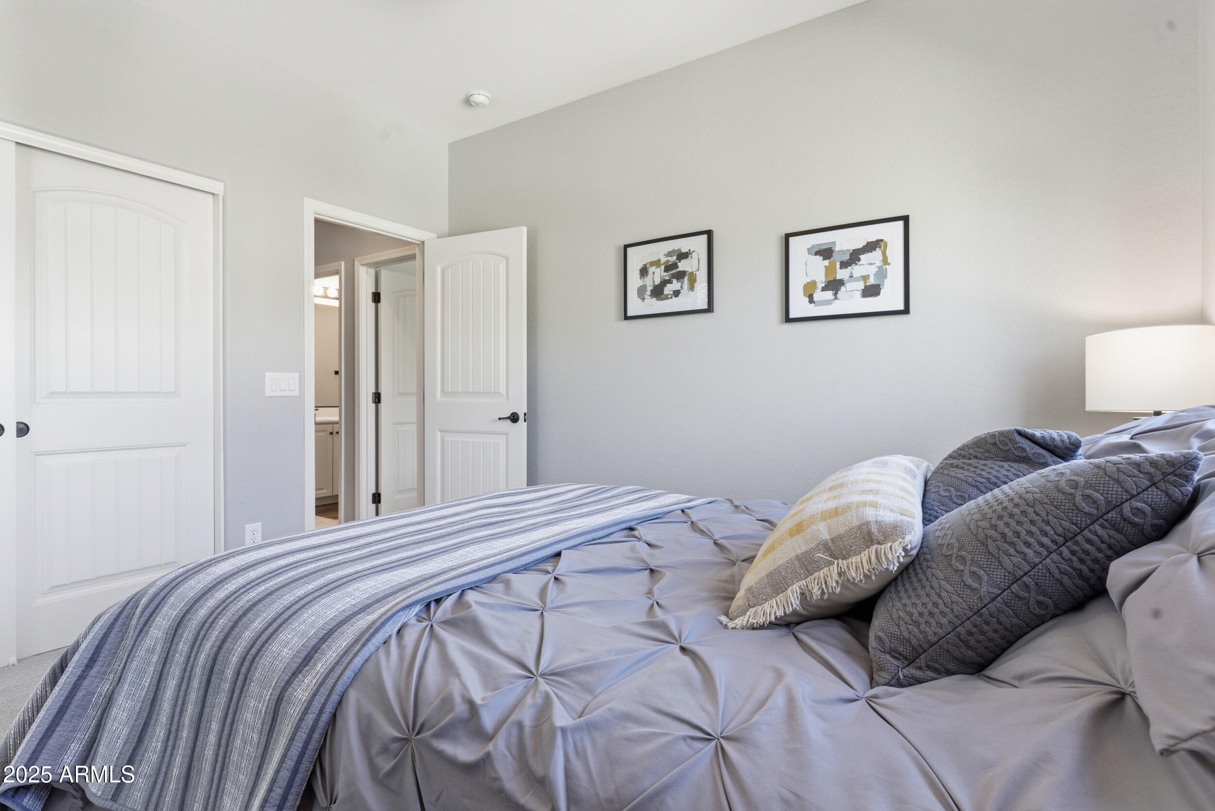 4665 E WILDHORSE Drive