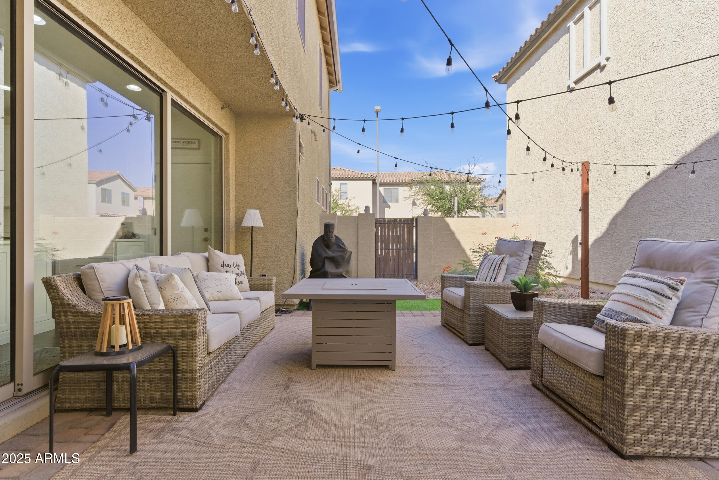 4665 E WILDHORSE Drive