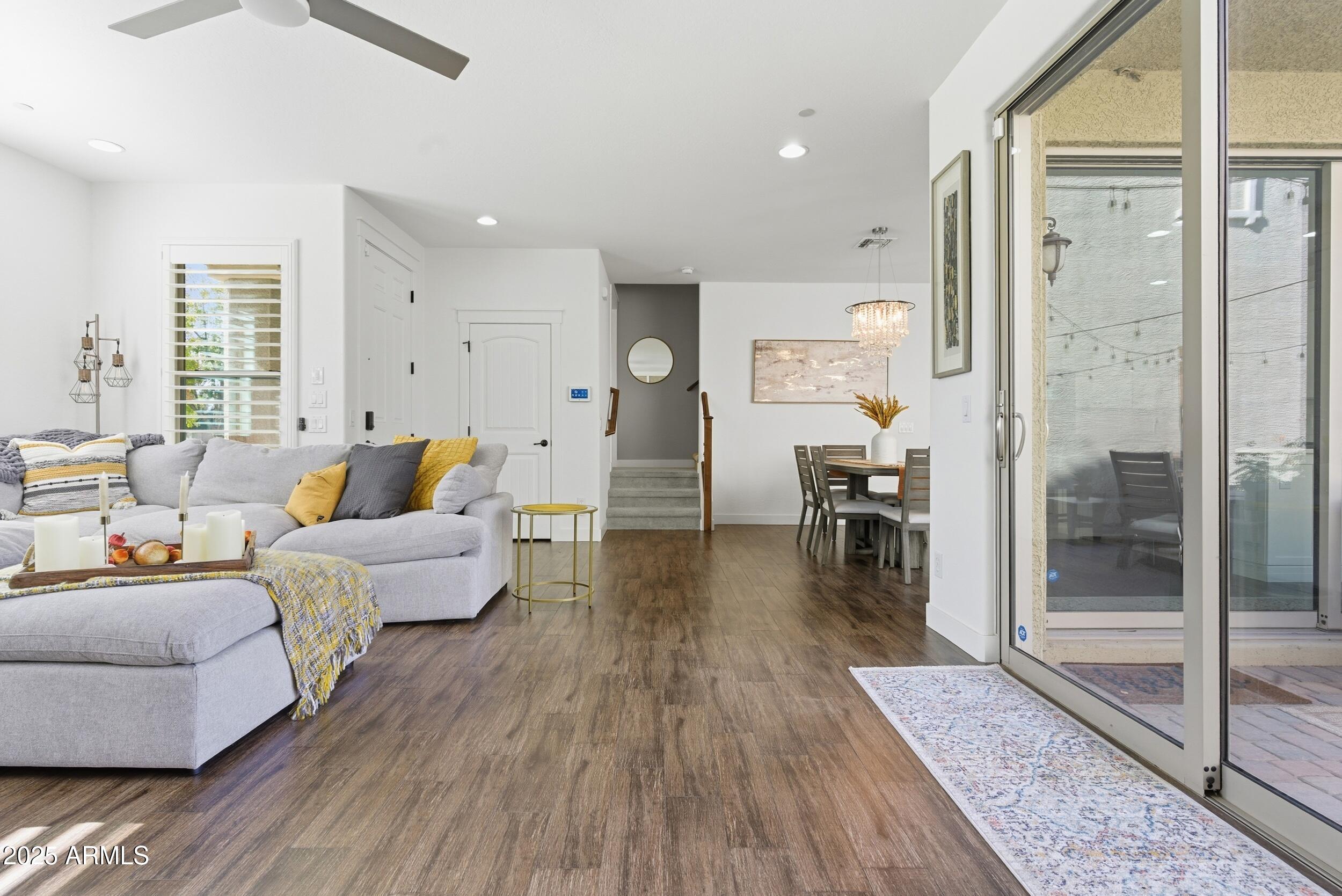 4665 E WILDHORSE Drive