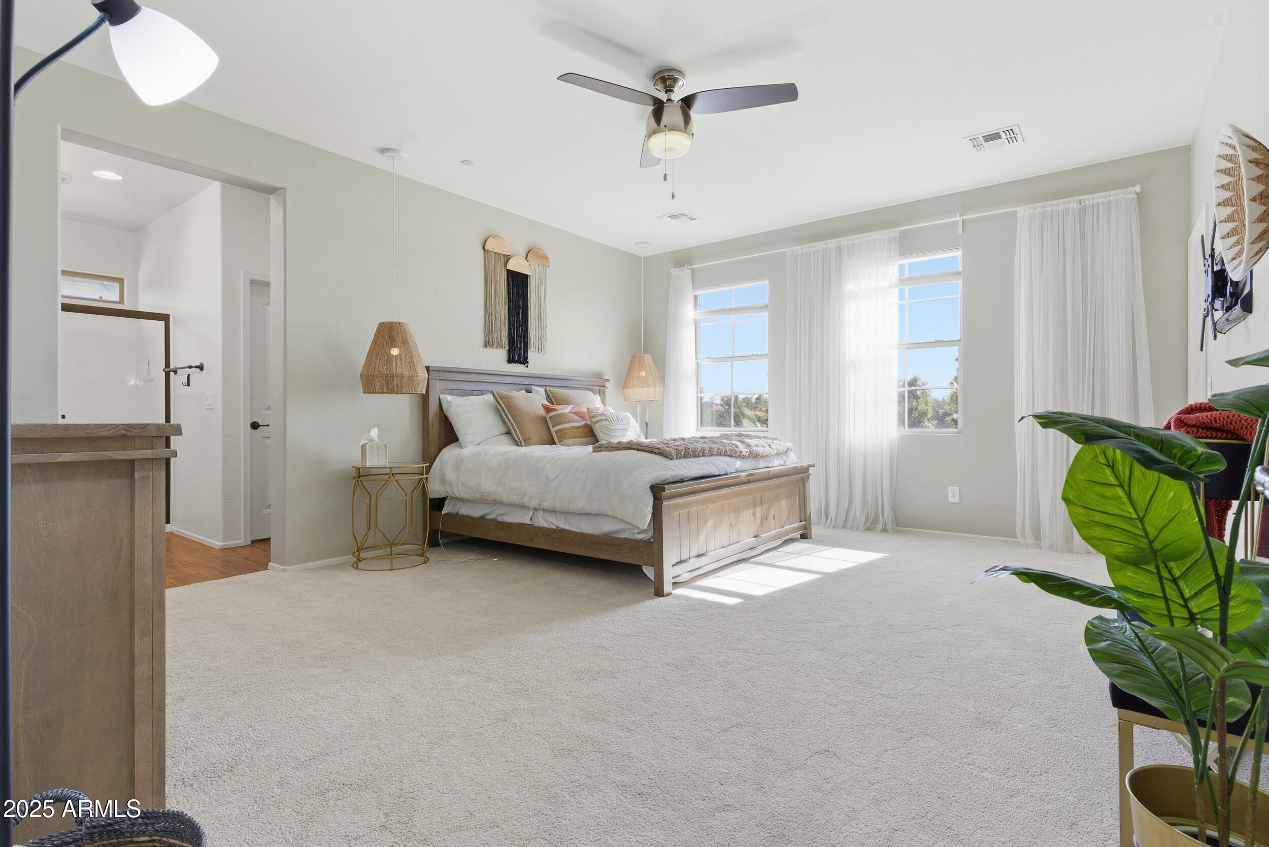 4665 E WILDHORSE Drive