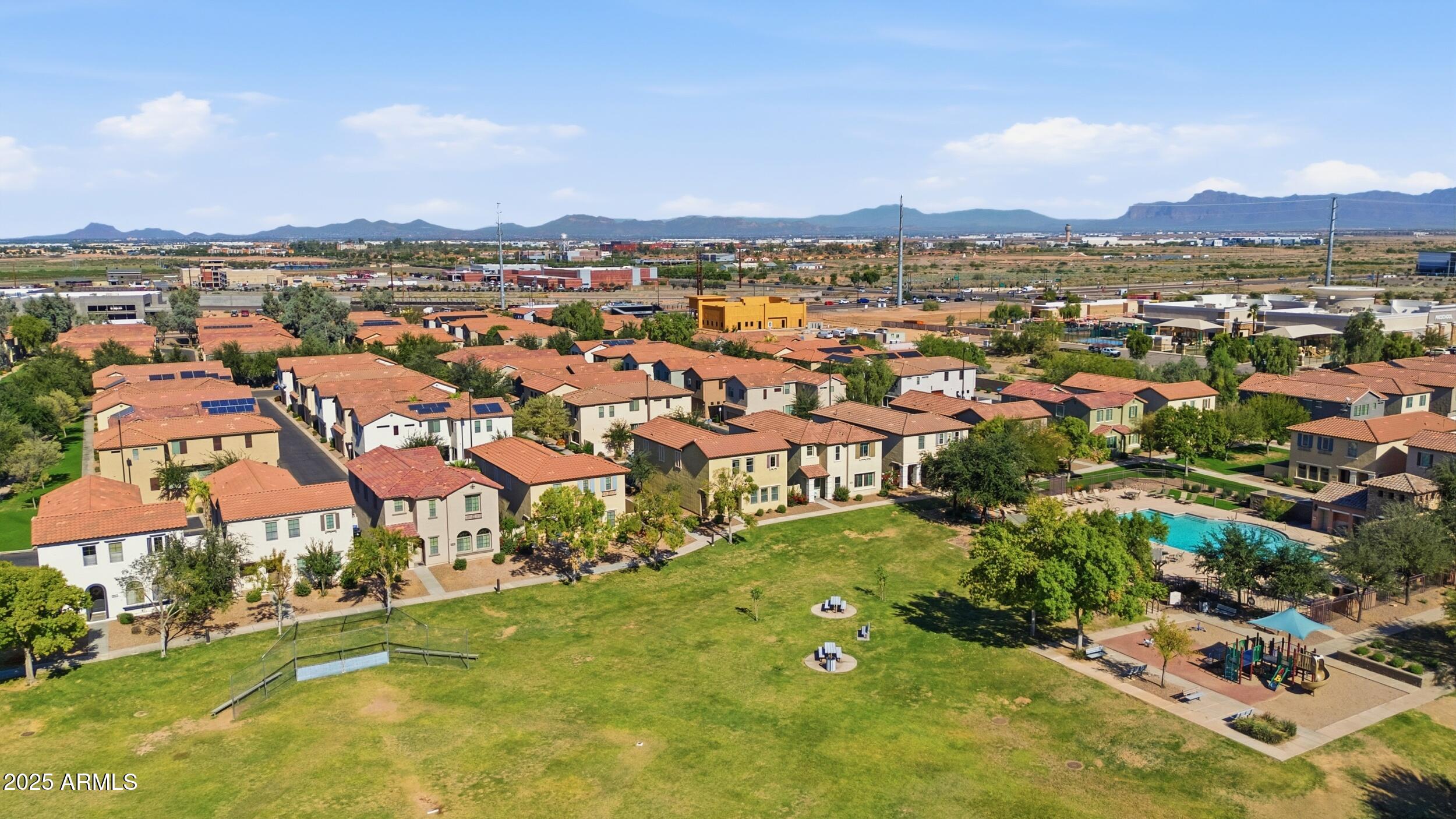 4665 E WILDHORSE Drive