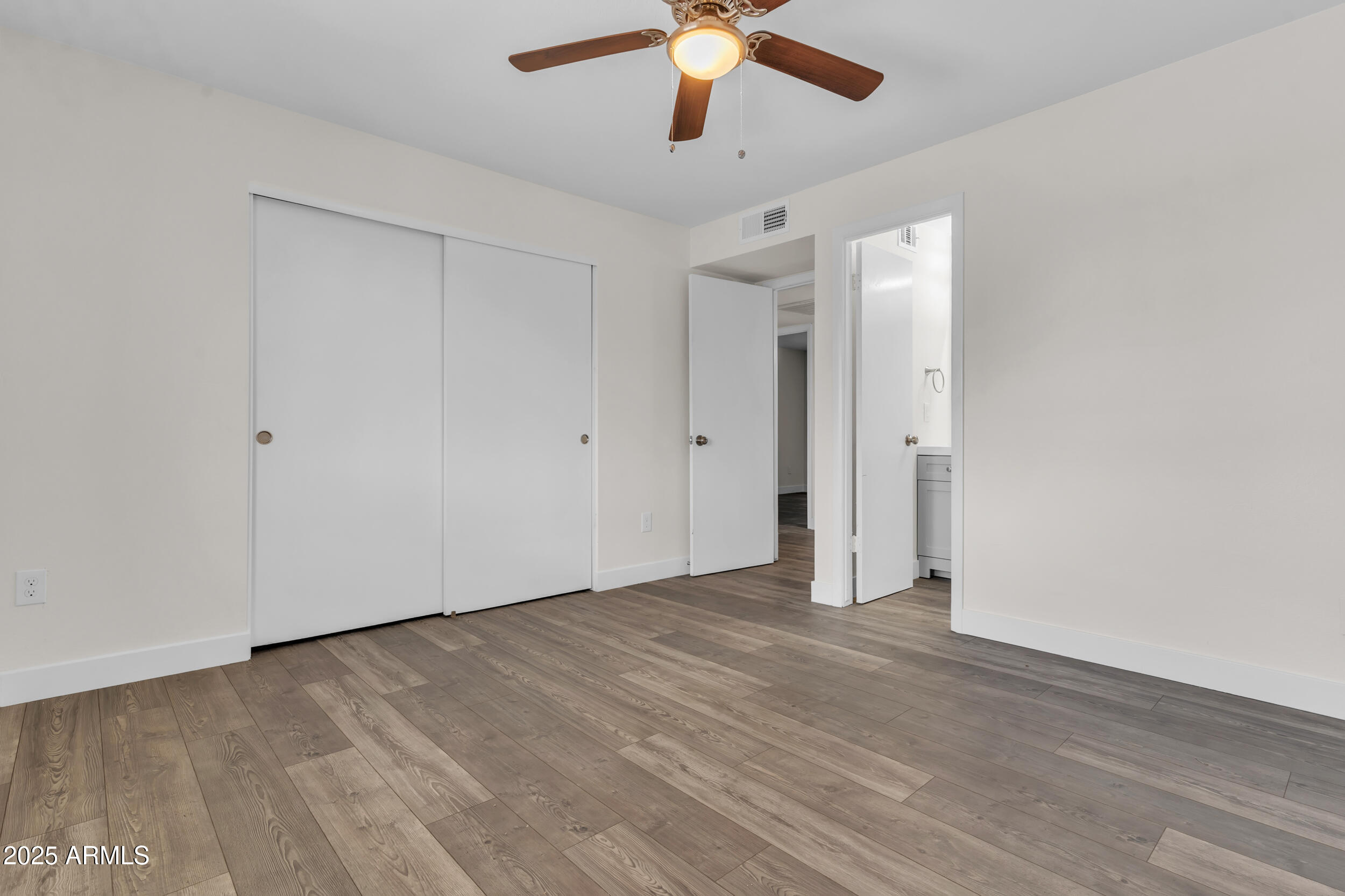 31 W DUKE Drive