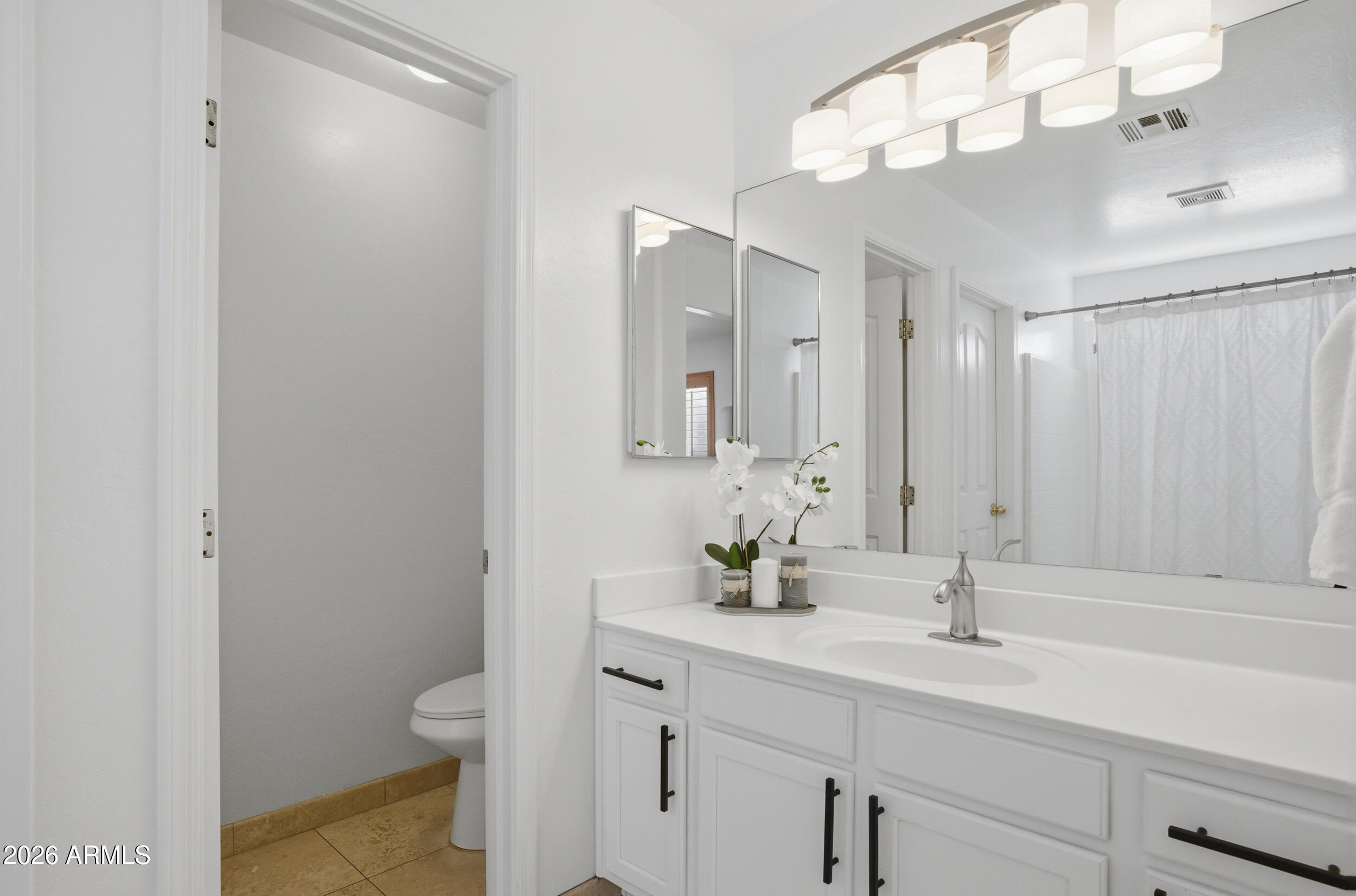 2545 E HARRISON Court