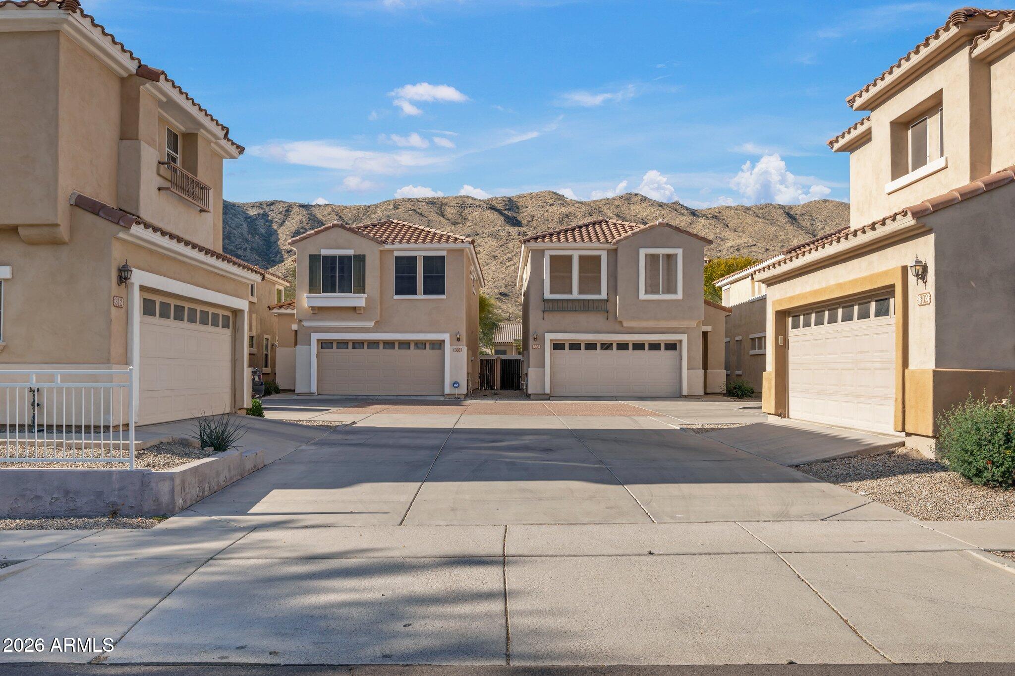 304 W MOUNTAIN SAGE Drive